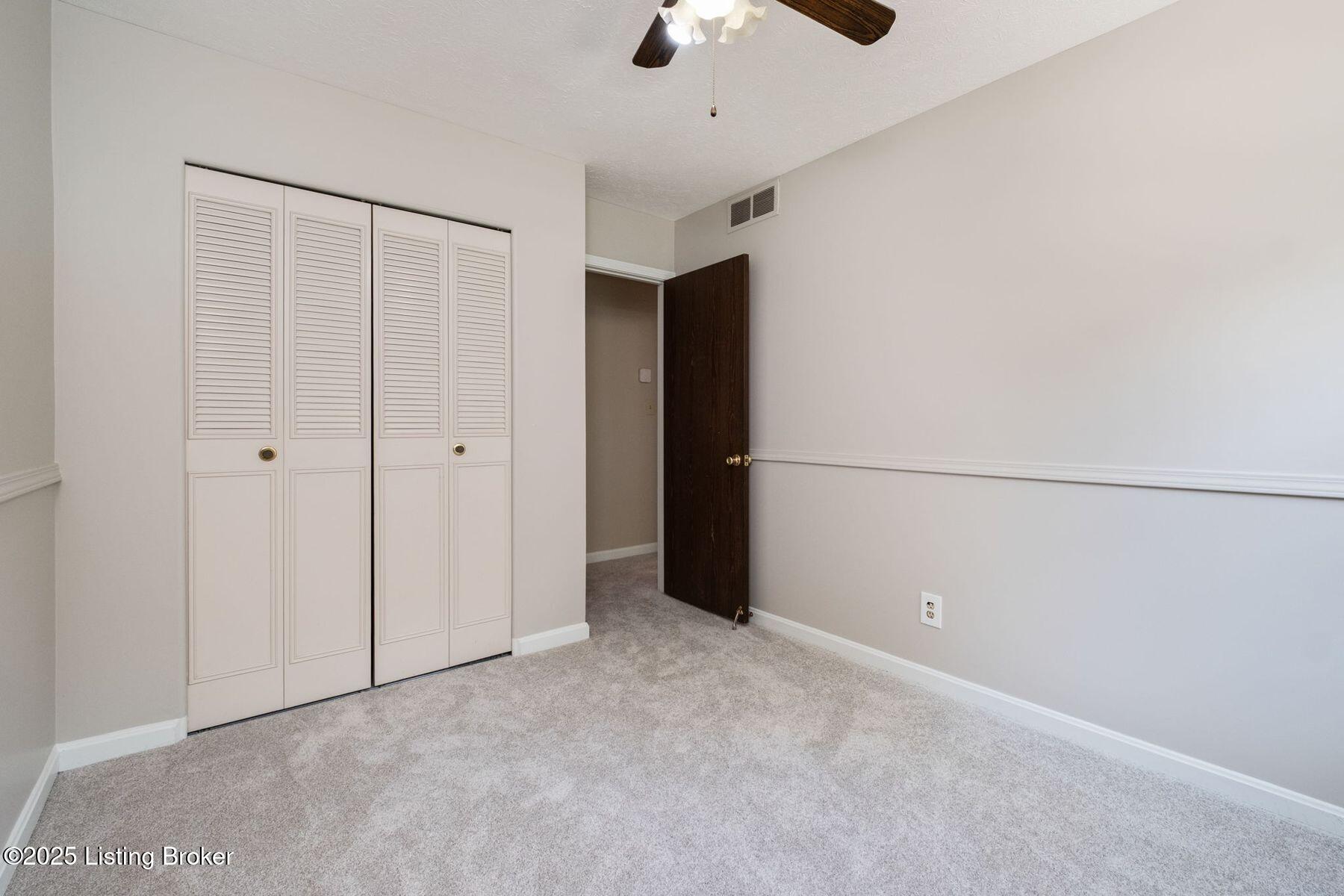 2409 Hayward Rd