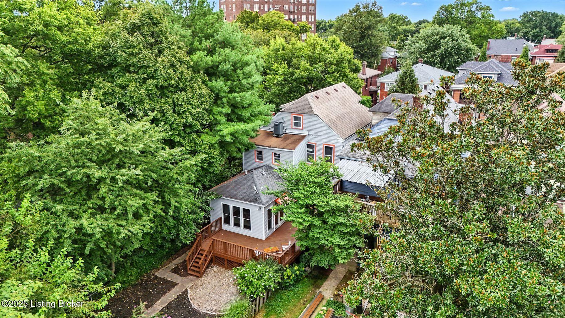2123 Edgeland Ave