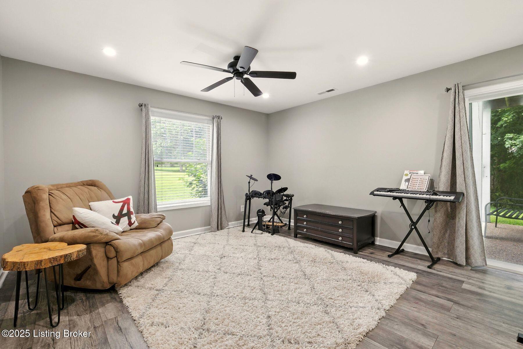 5203 Laconia Cove
