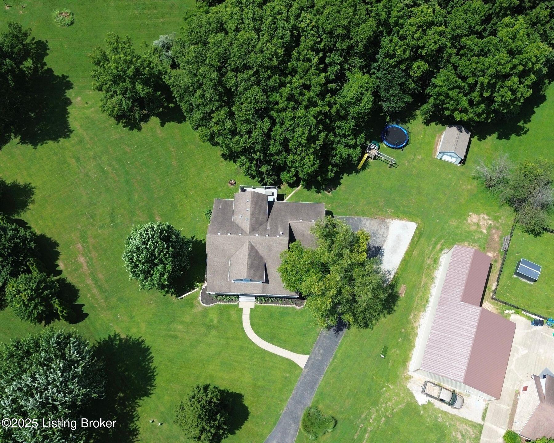5203 Laconia Cove