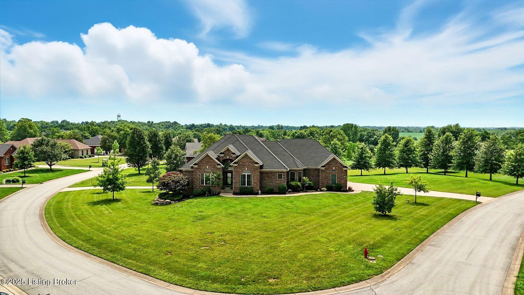 139 Glen Way