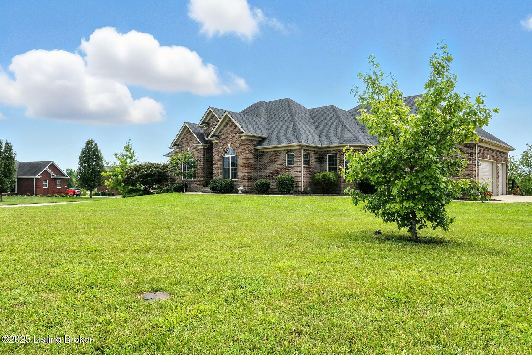 139 Glen Way