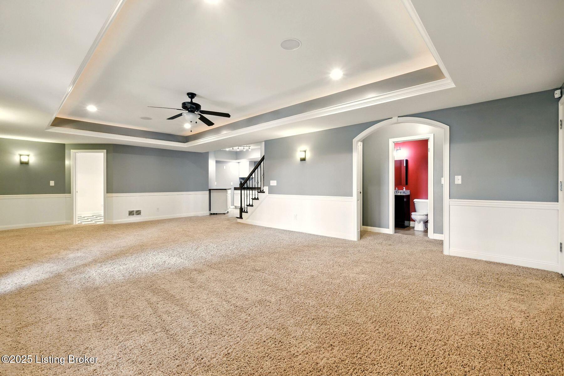 139 Glen Way