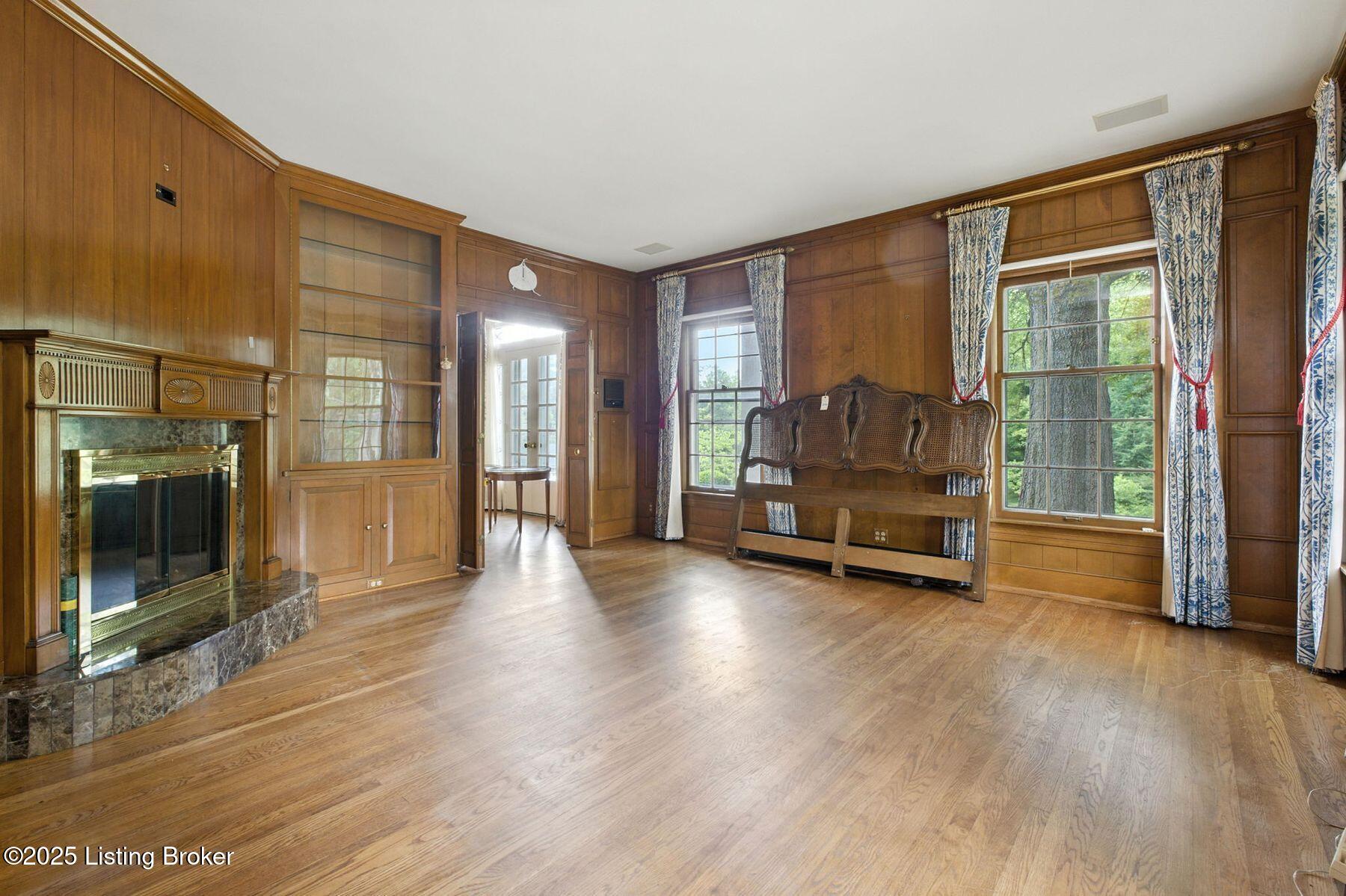 123 Arrowhead Rd