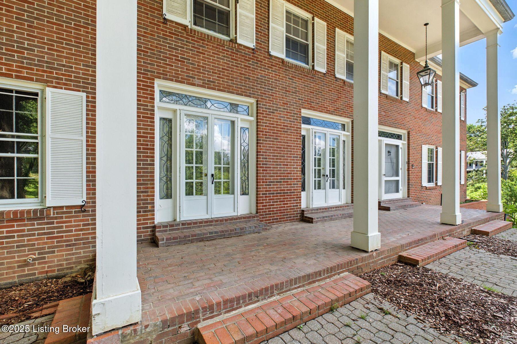 123 Arrowhead Rd