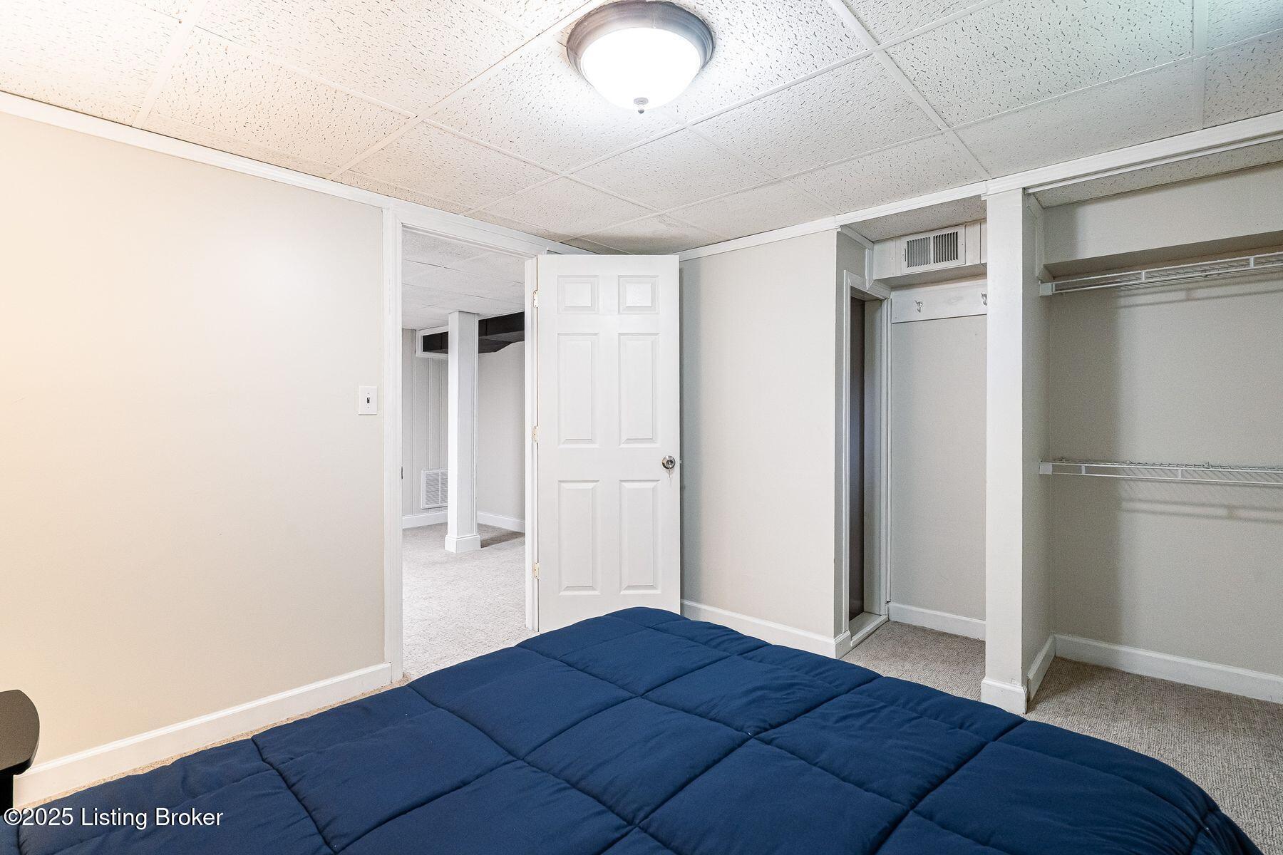 1011 Greenleaf Rd