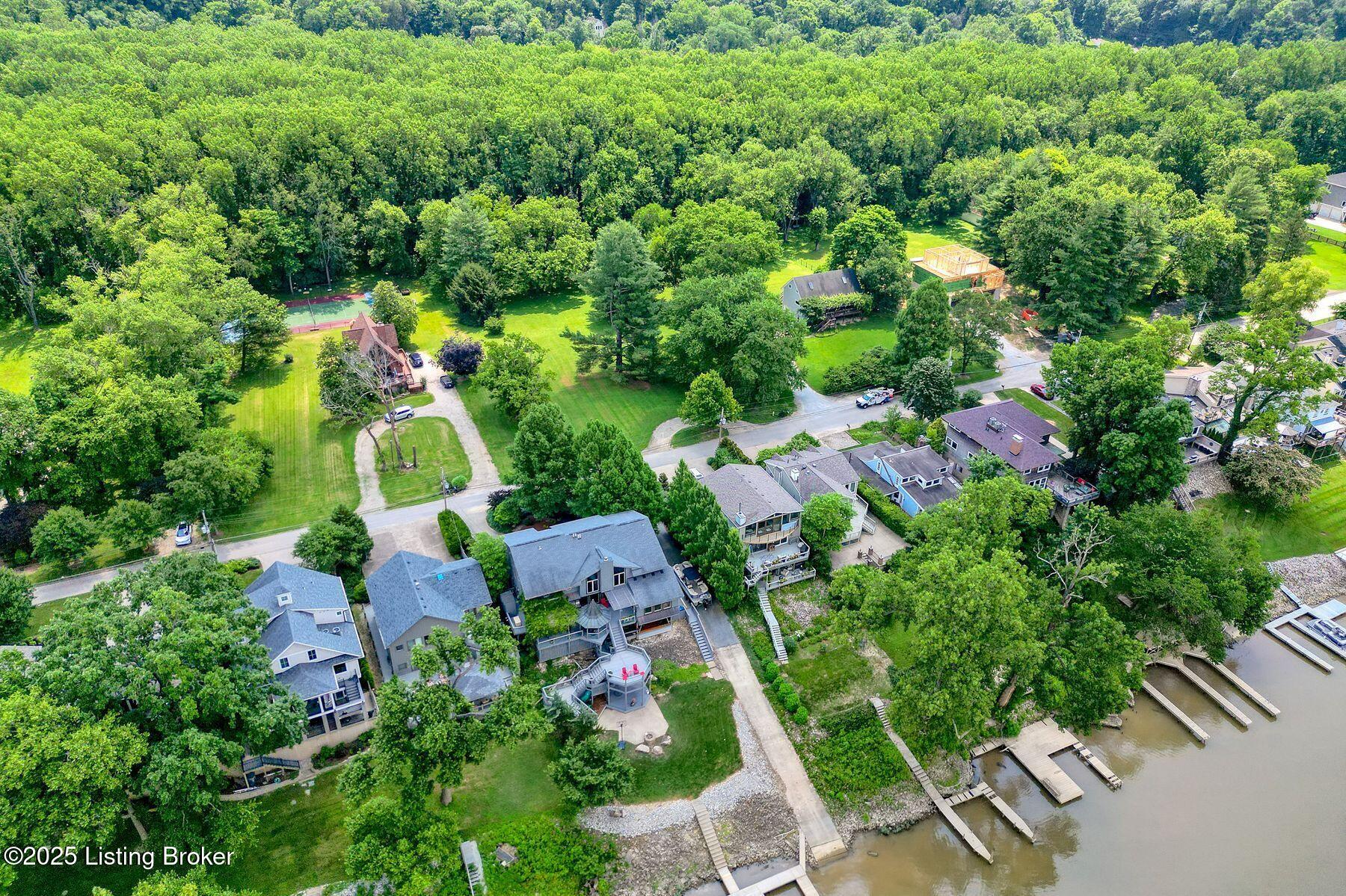 2701 Belknap Beach Rd