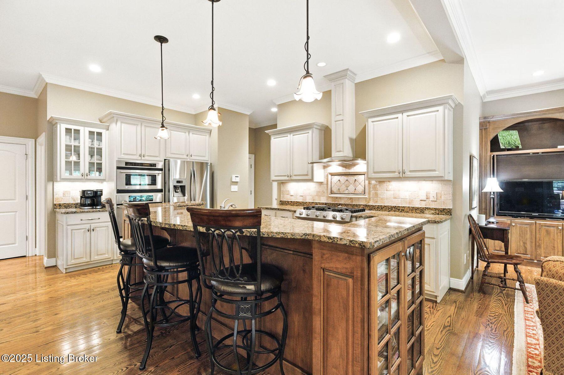 7611 Beechspring Farm Blvd