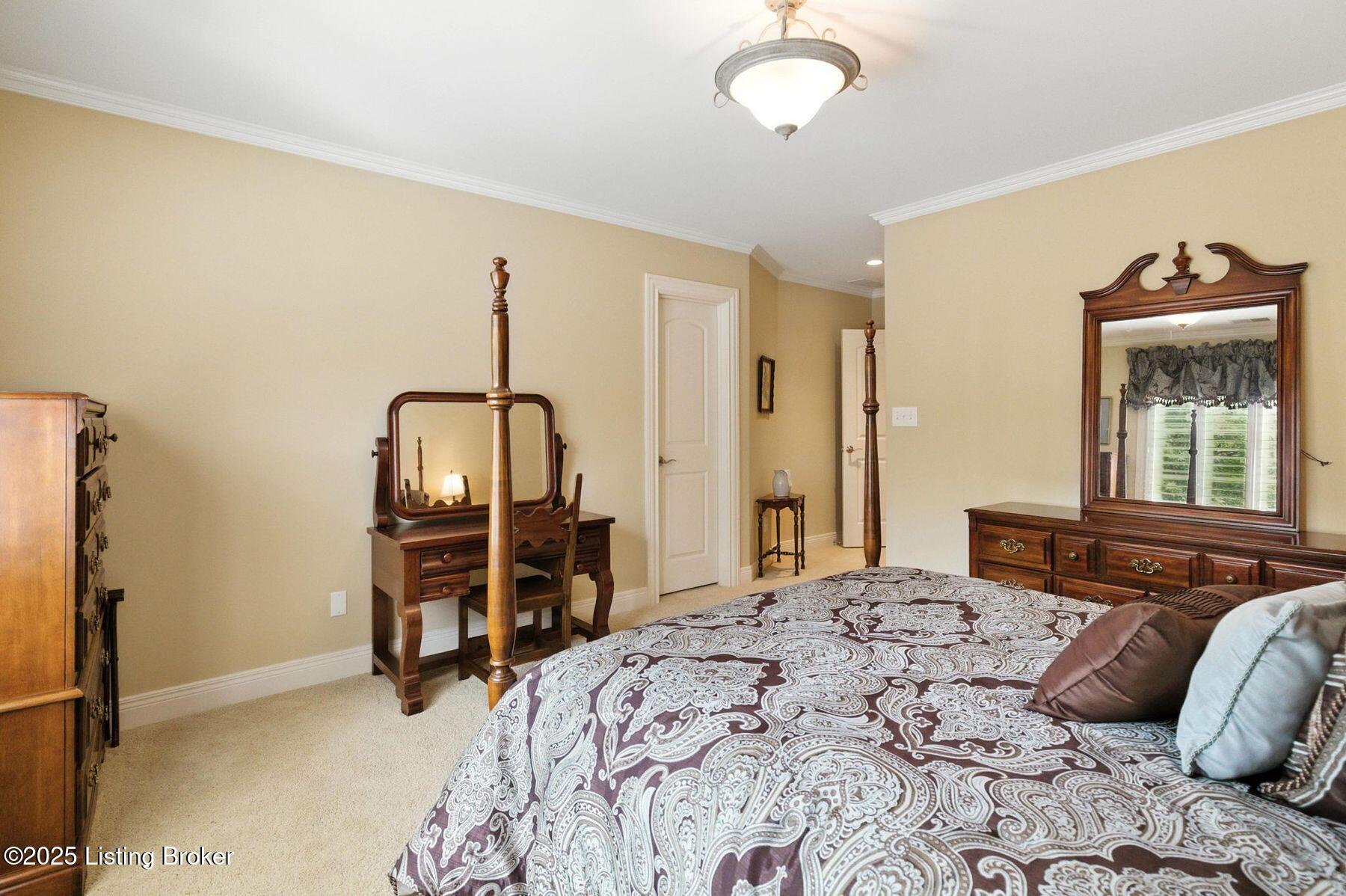 7611 Beechspring Farm Blvd