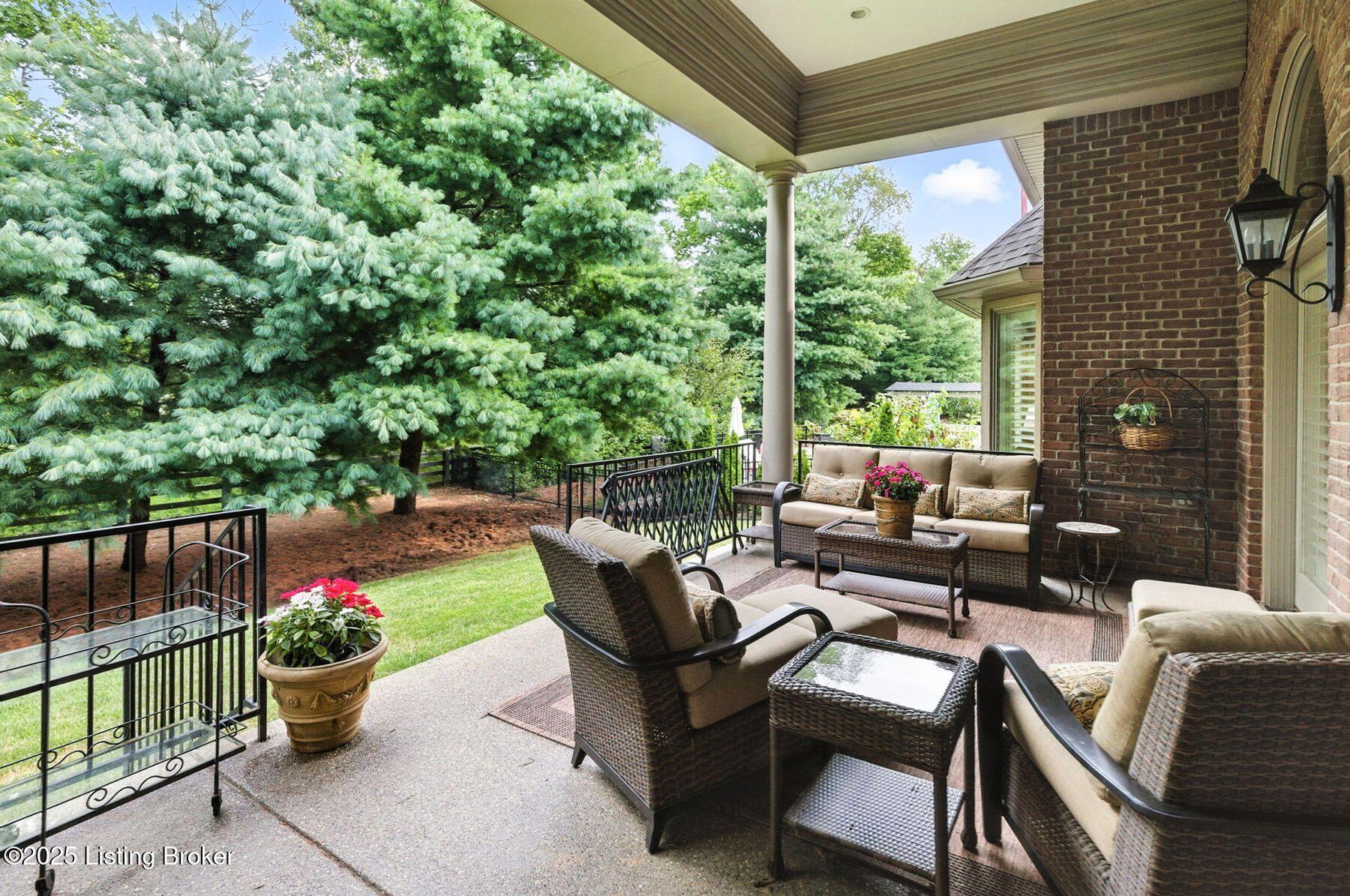 7611 Beechspring Farm Blvd
