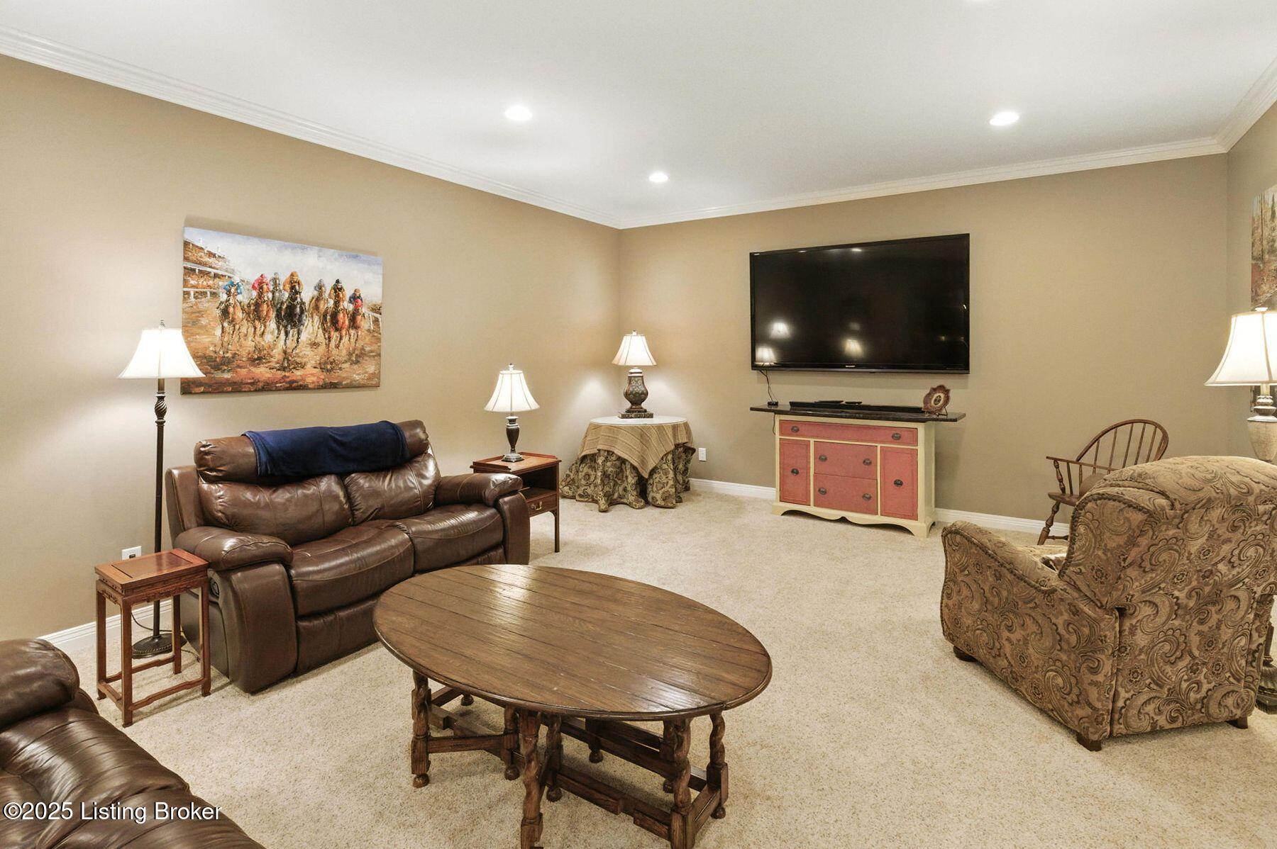 7611 Beechspring Farm Blvd
