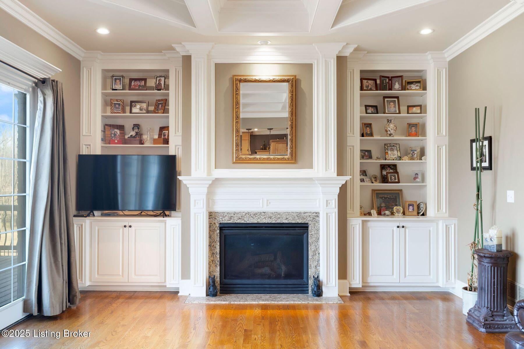 10411 W Hwy 42