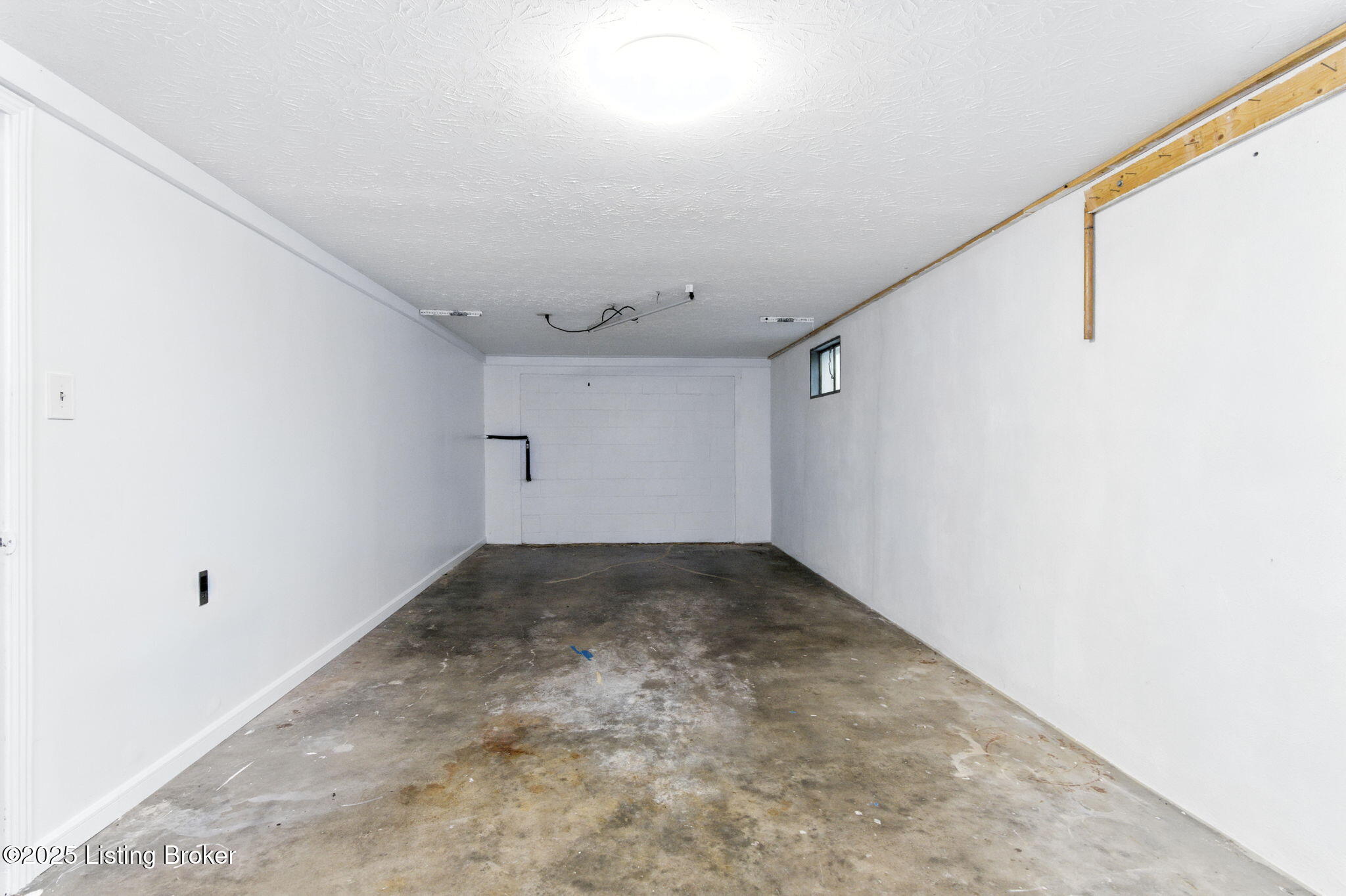 3501 Huon Dr