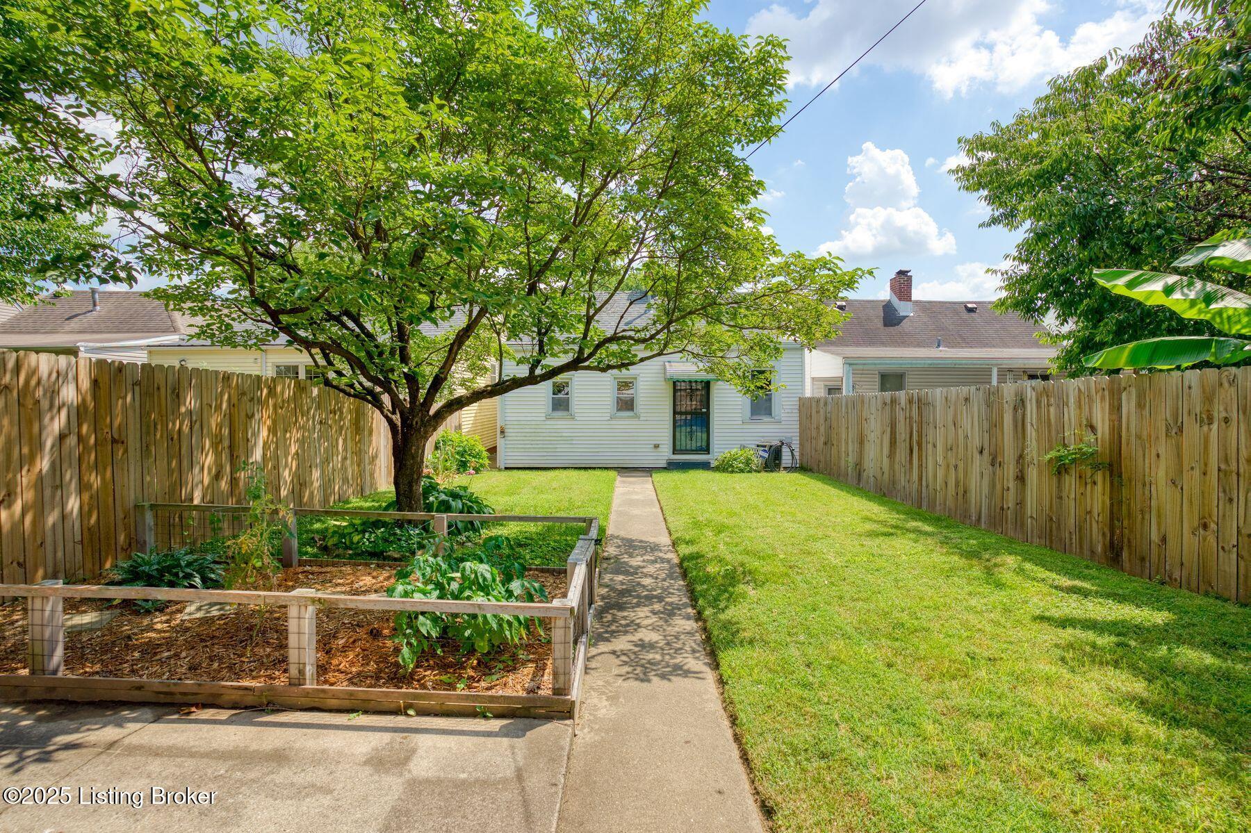 1019 Highland Ave