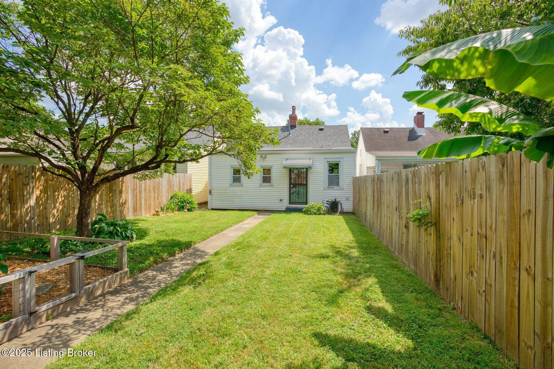 1019 Highland Ave