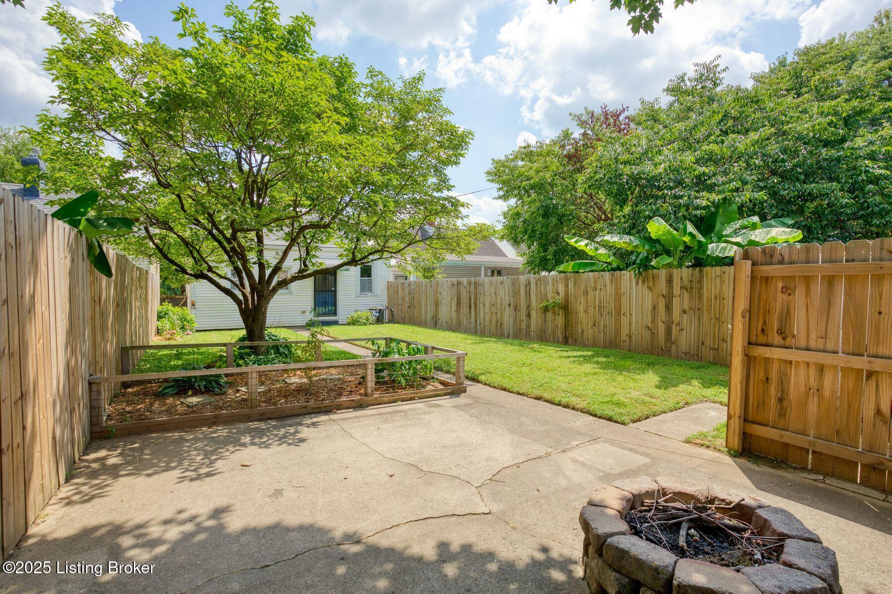 1019 Highland Ave