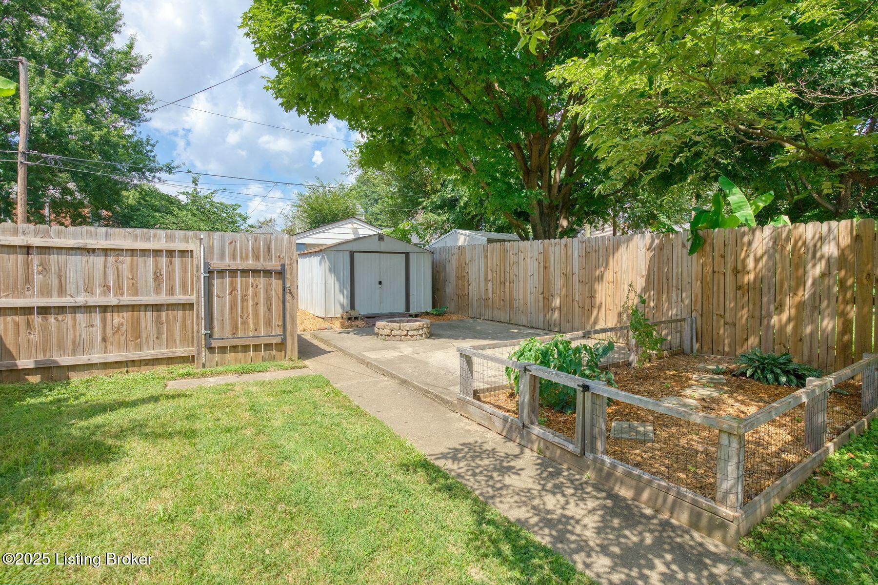 1019 Highland Ave