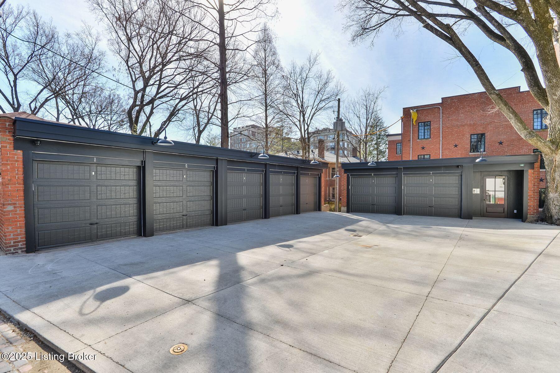 1411 Willow Ave 6