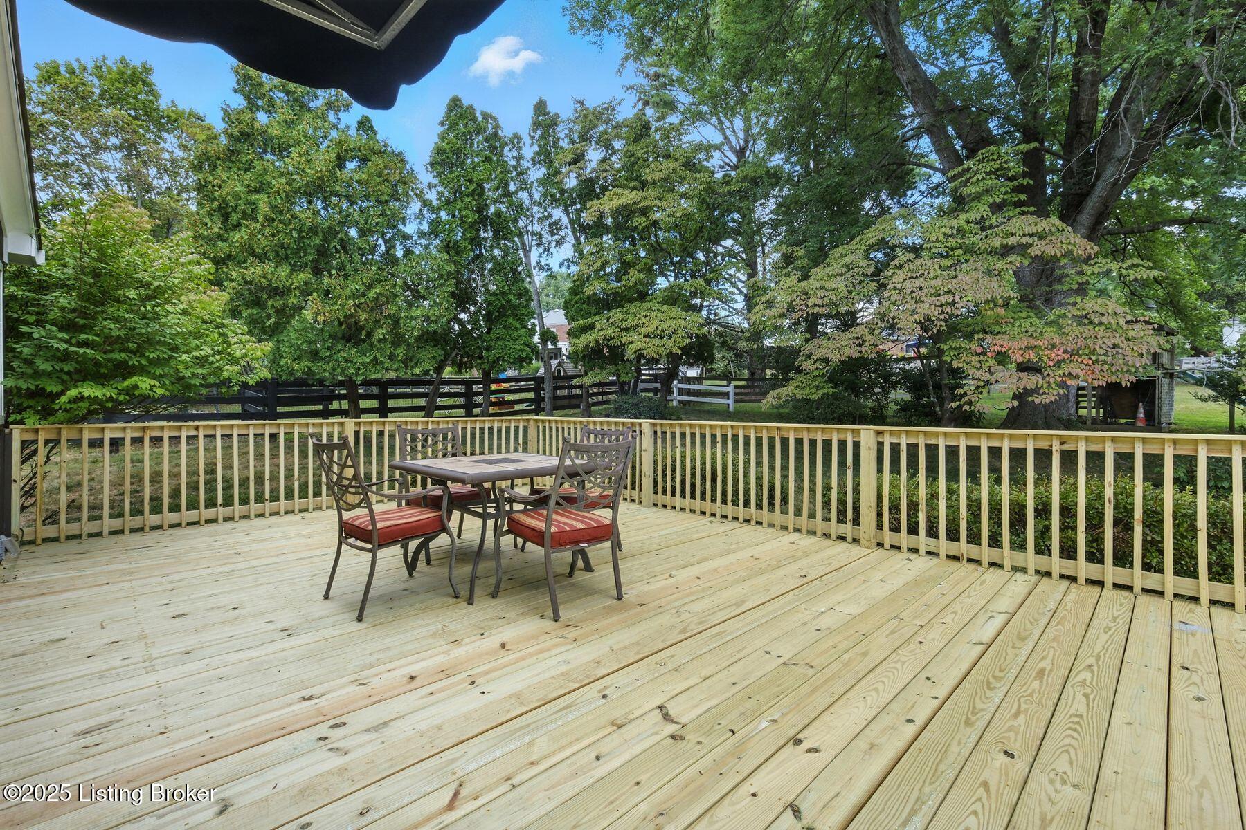 6104 Tidewater Ct