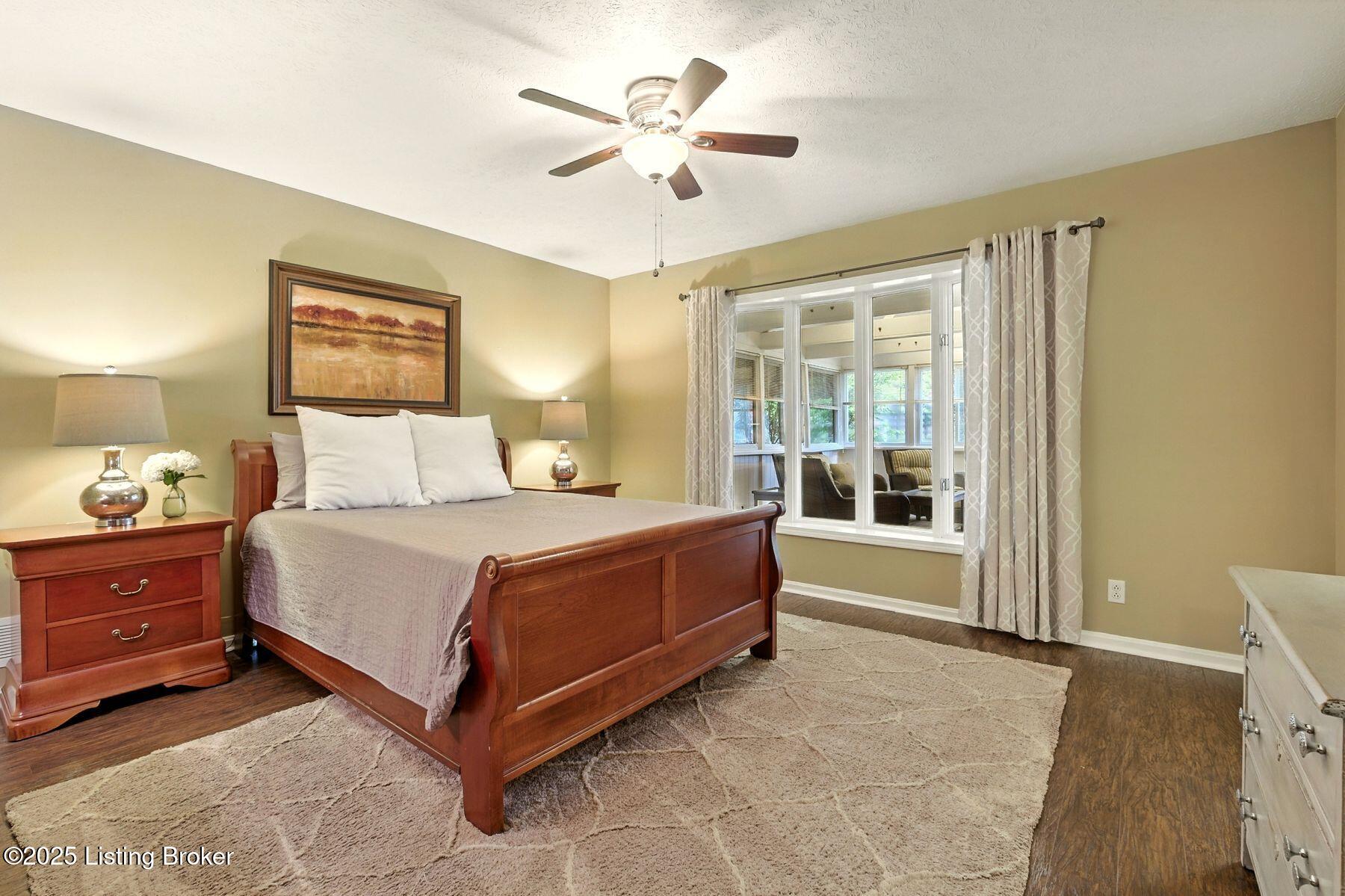 6104 Tidewater Ct