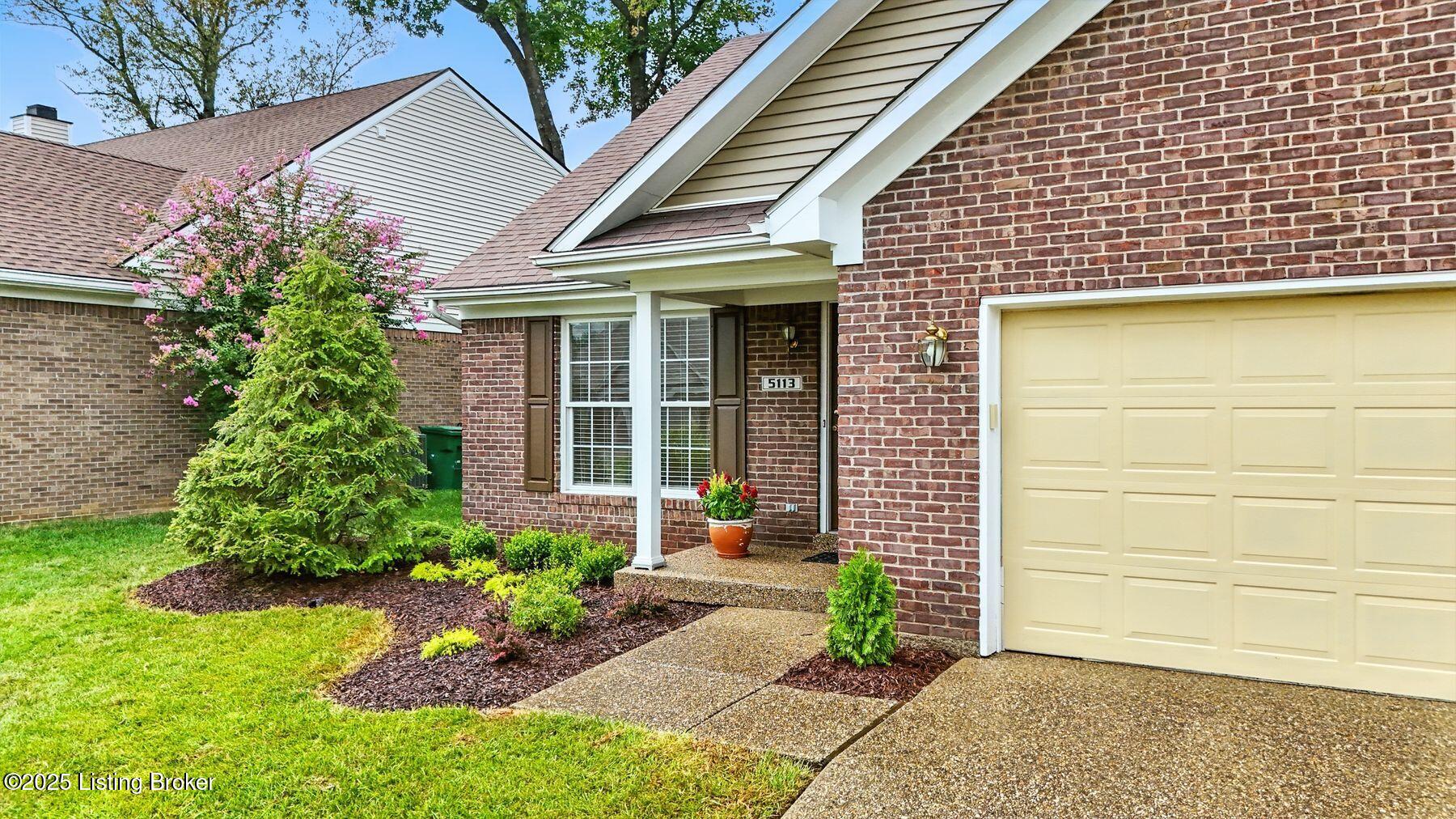 5113 Rising Oak Ct