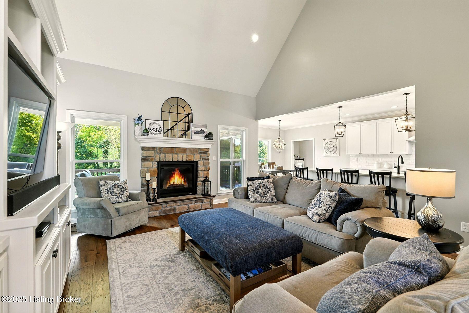 3403 Heather Wood Dr