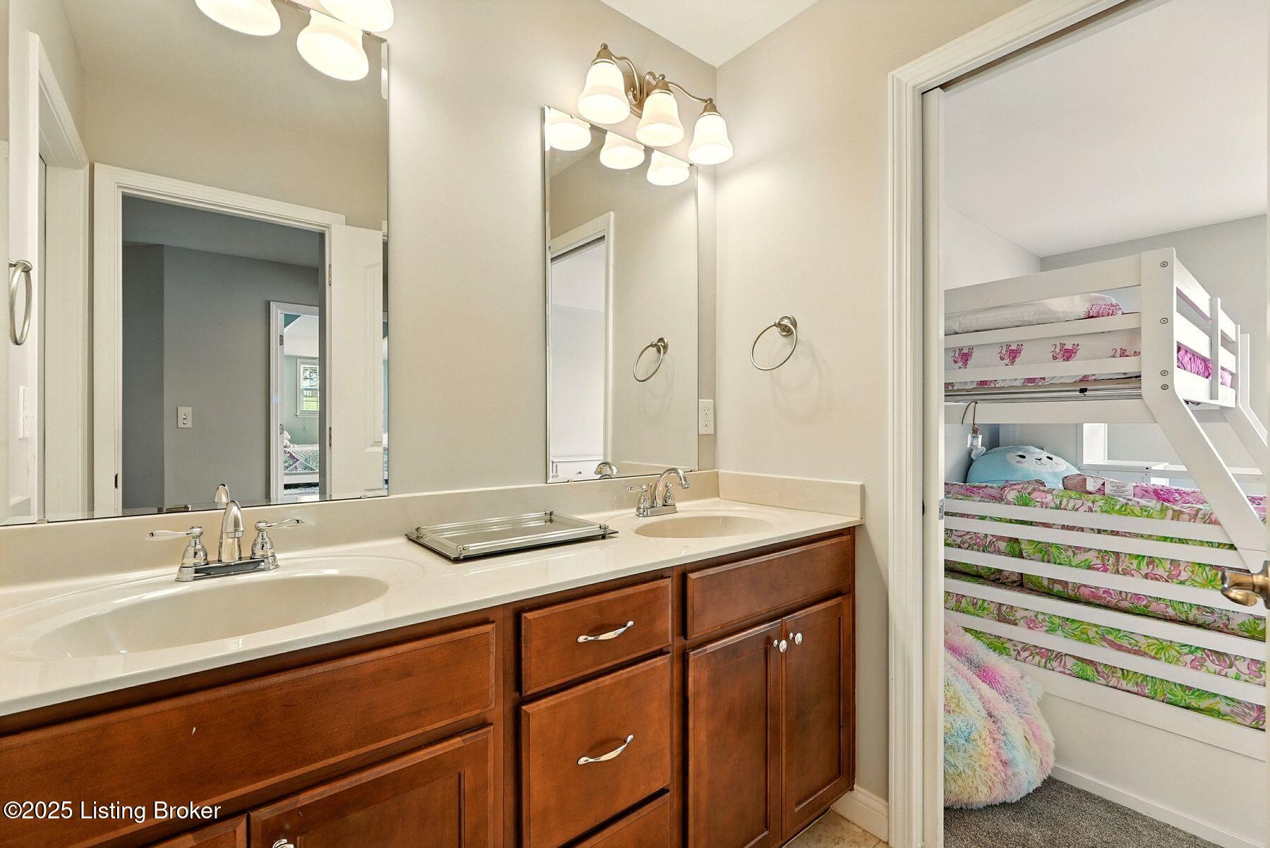 3403 Heather Wood Dr