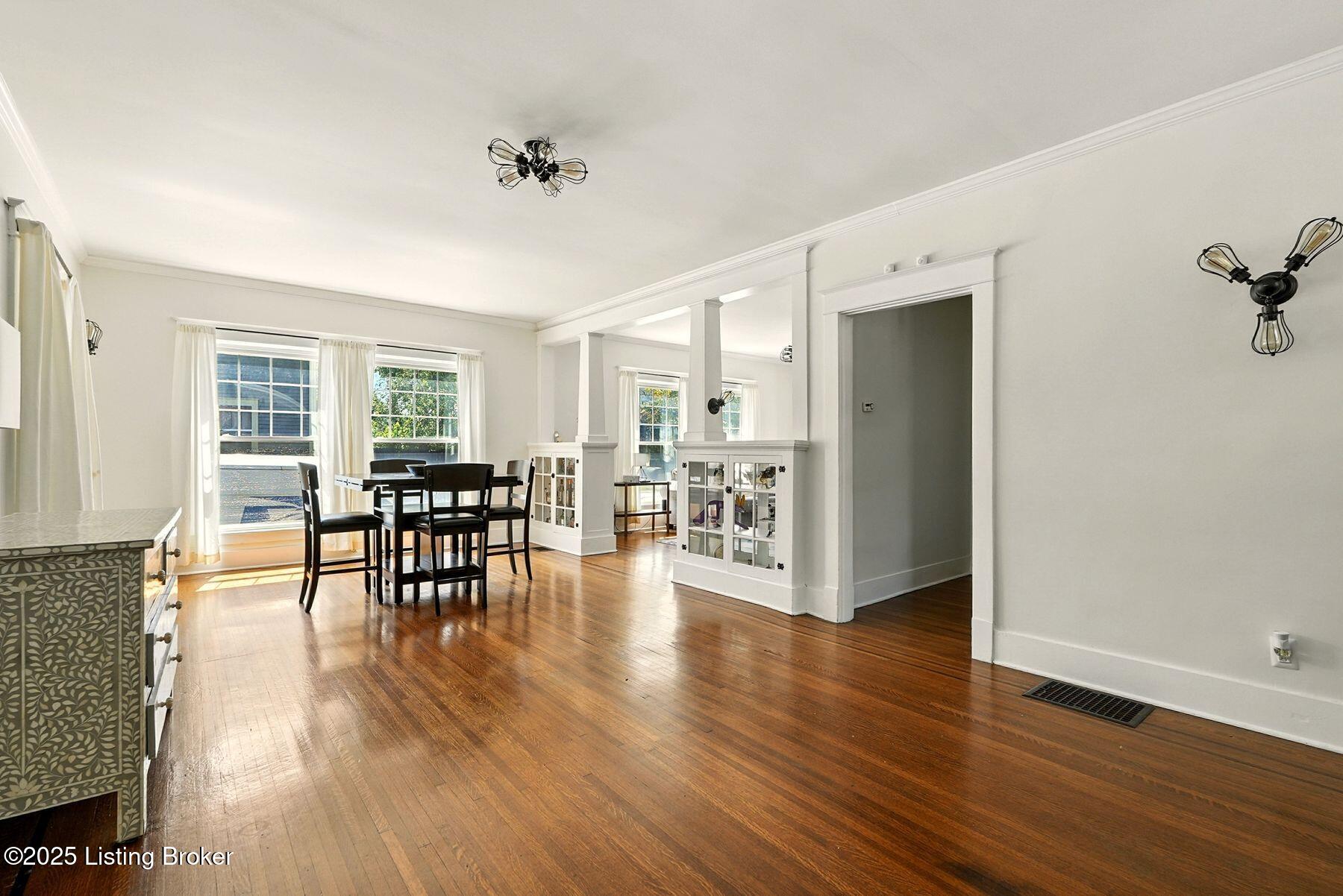1616 Fernwood Ave