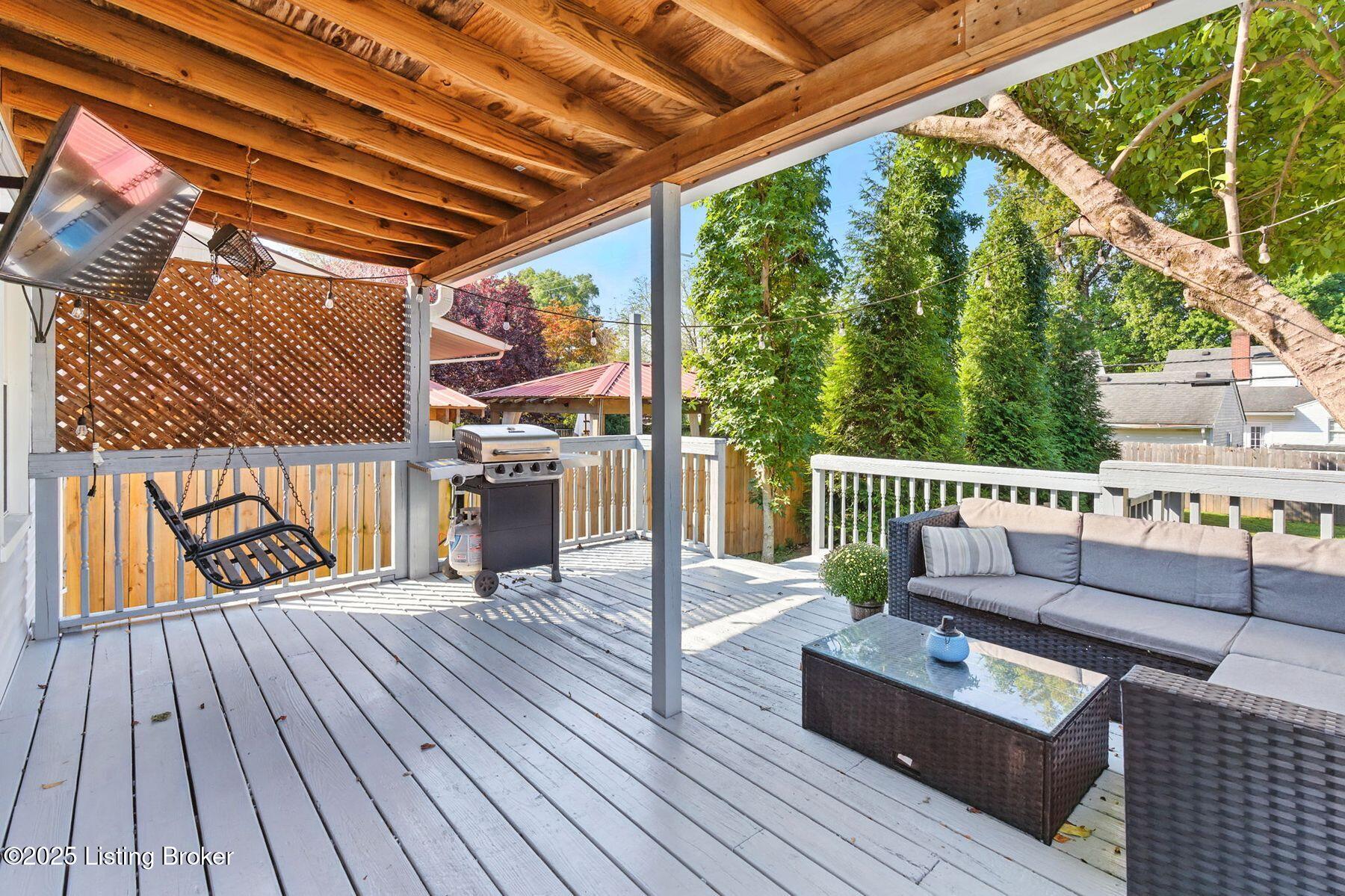 3112 Bobolink Rd