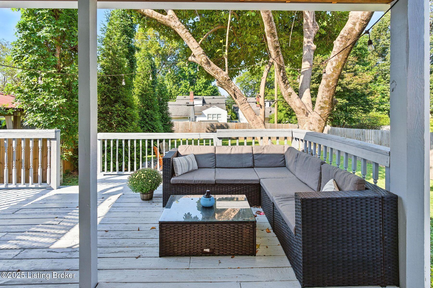 3112 Bobolink Rd