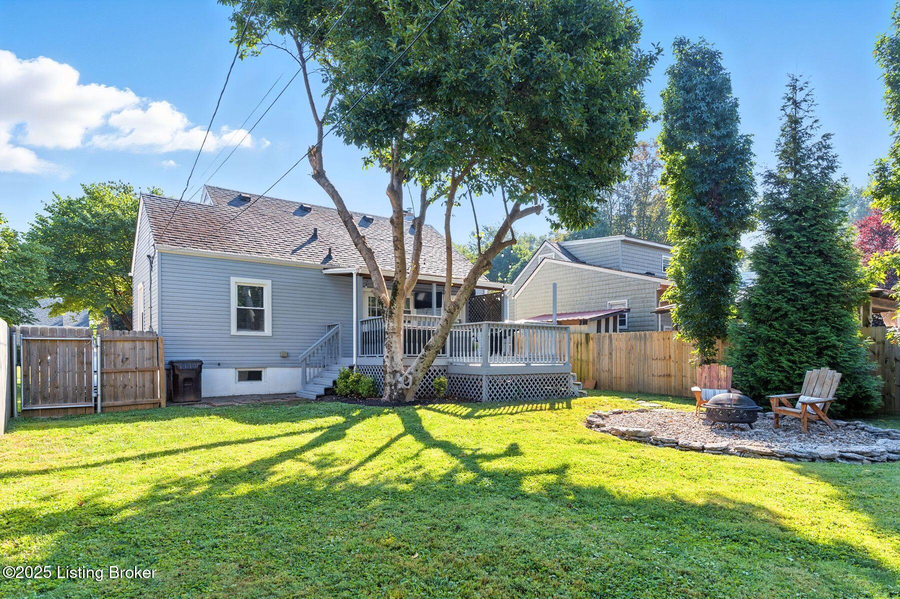 3112 Bobolink Rd
