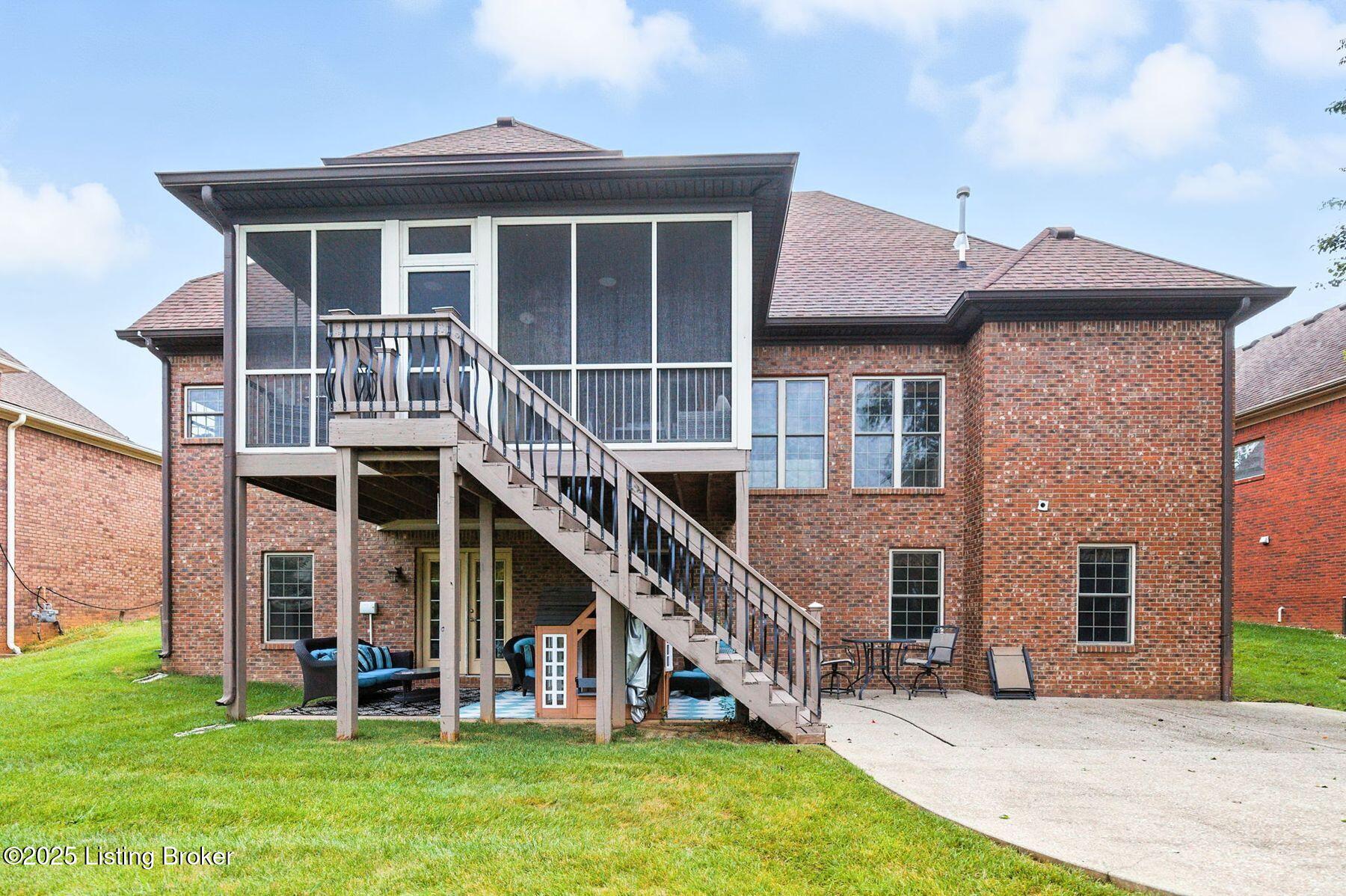 5204 Rock Bluff Dr