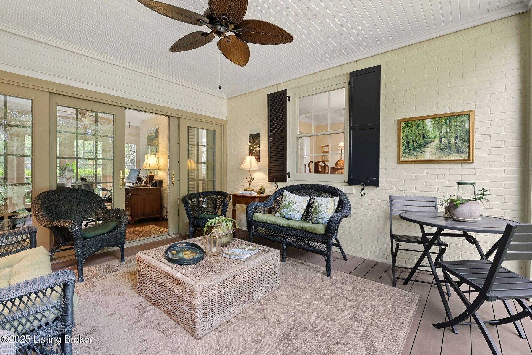 1404 Old Harrods Creek Rd