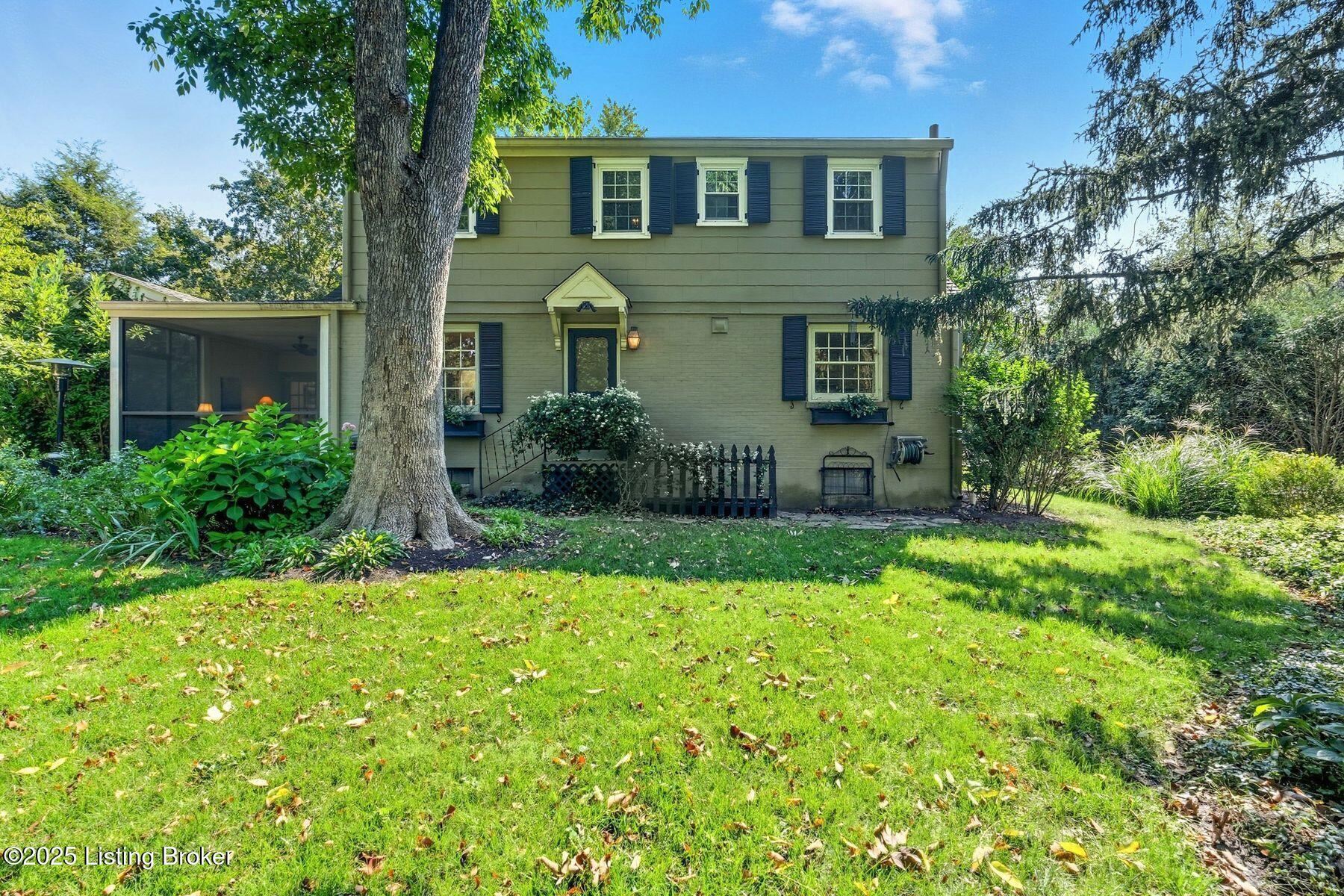 1404 Old Harrods Creek Rd