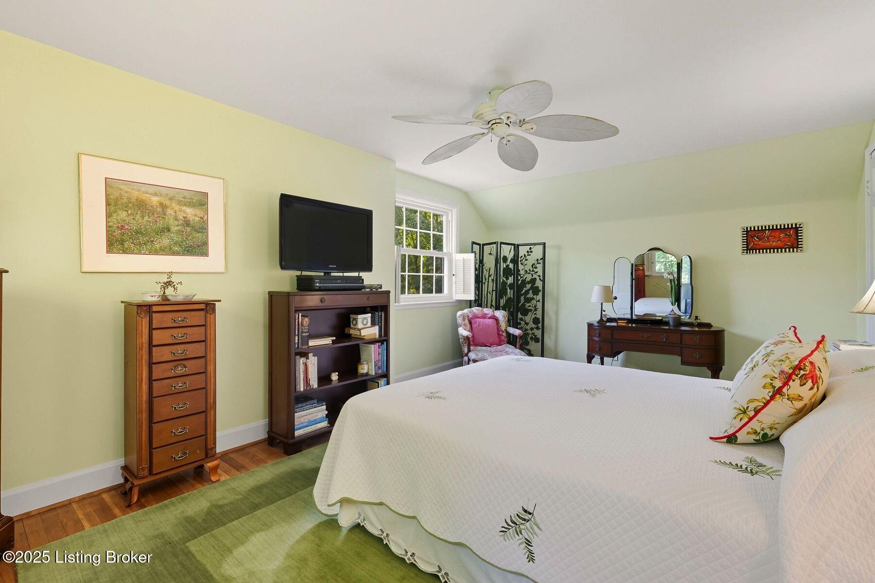 1404 Old Harrods Creek Rd