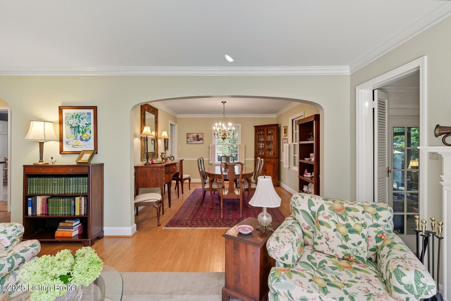 1404 Old Harrods Creek Rd