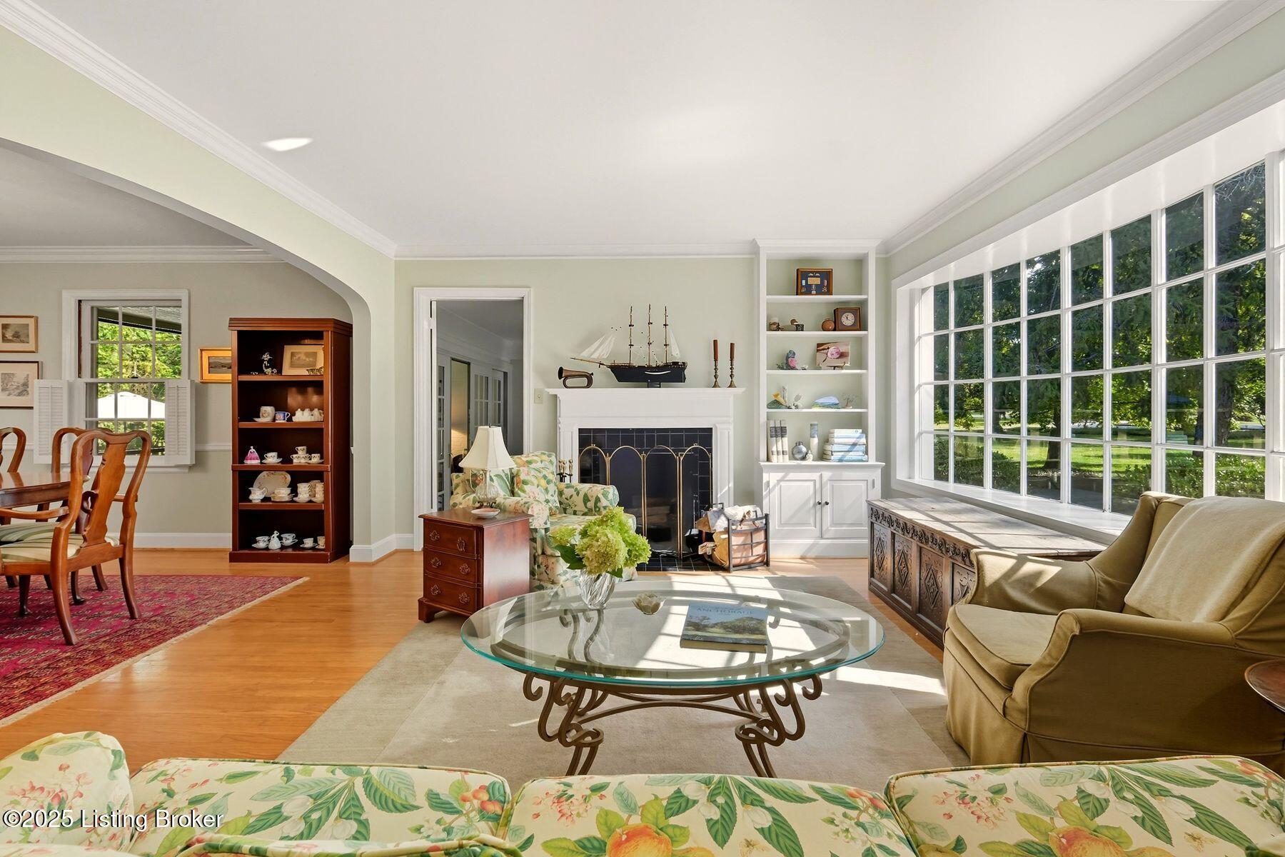 1404 Old Harrods Creek Rd
