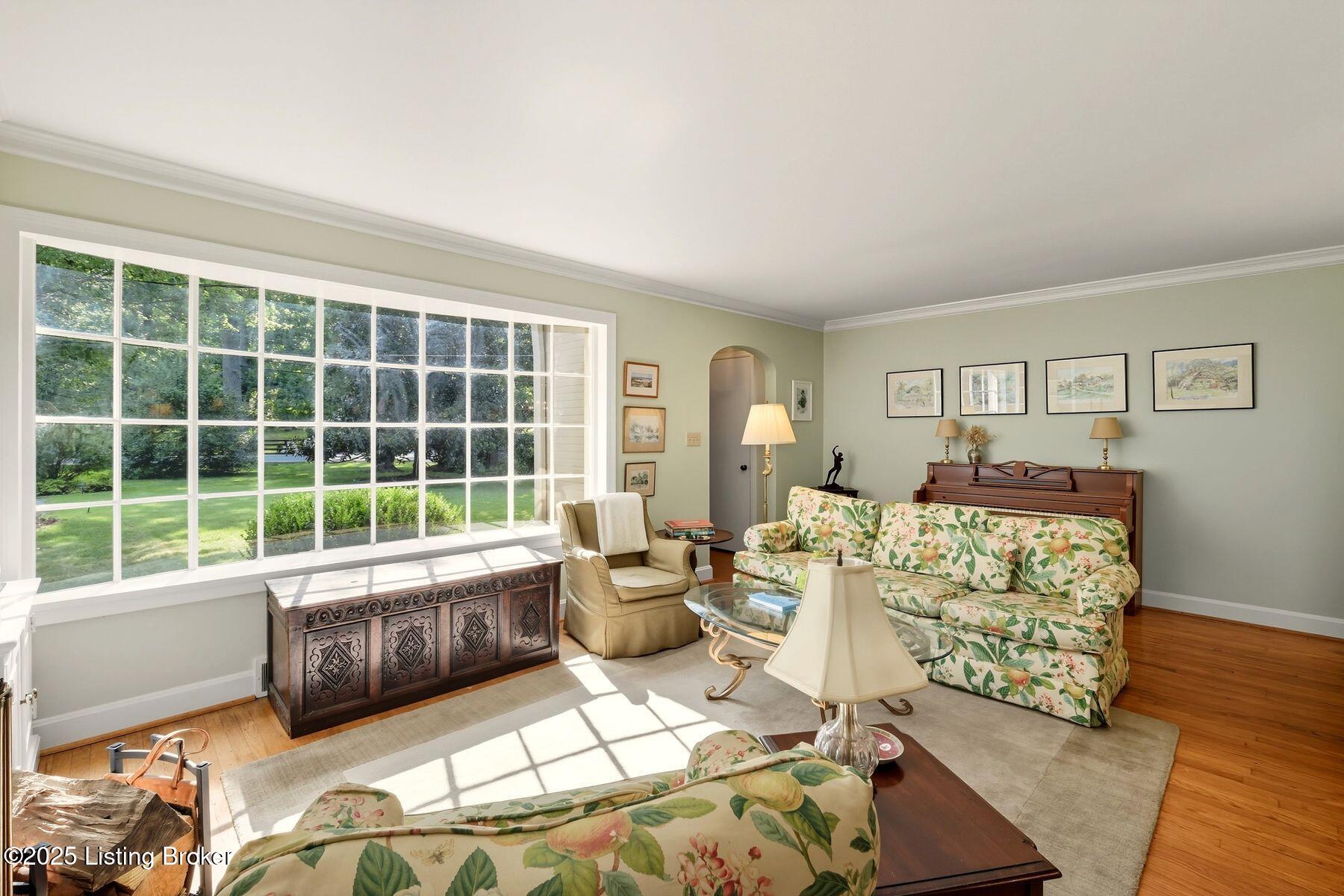 1404 Old Harrods Creek Rd