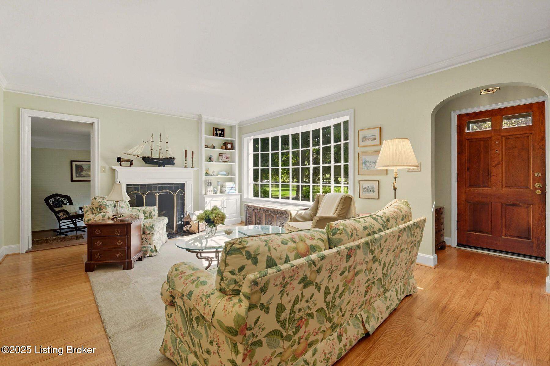 1404 Old Harrods Creek Rd