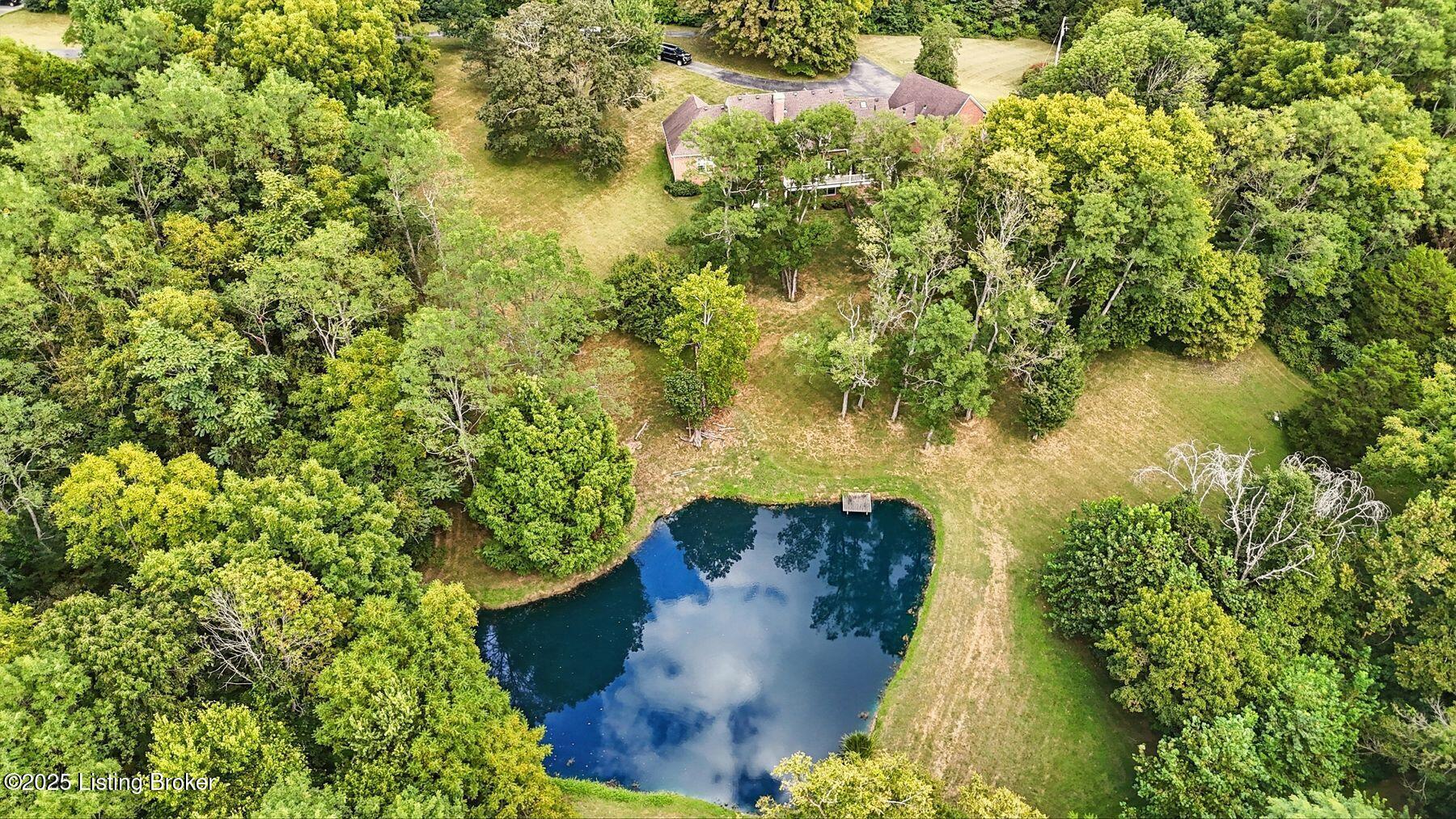 3720 Locke Ln