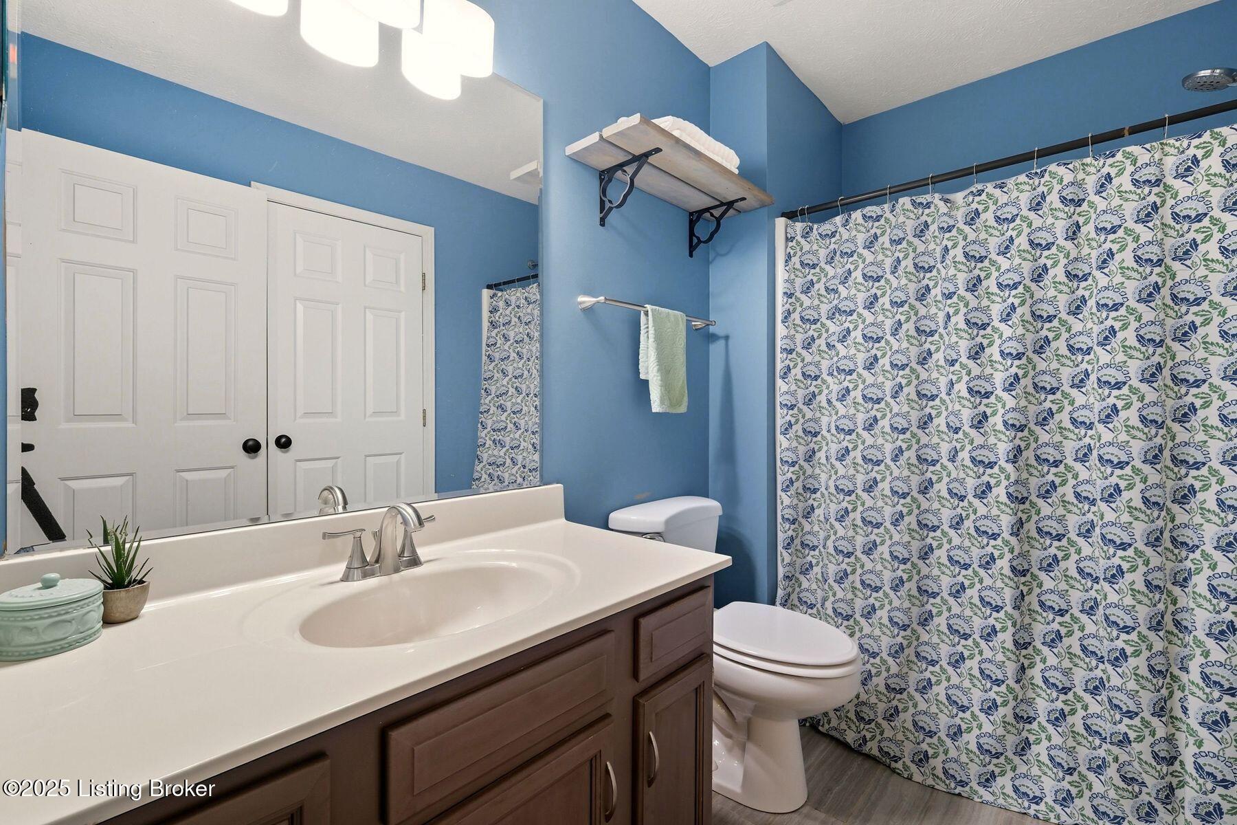 4643 Oak Pointe Dr