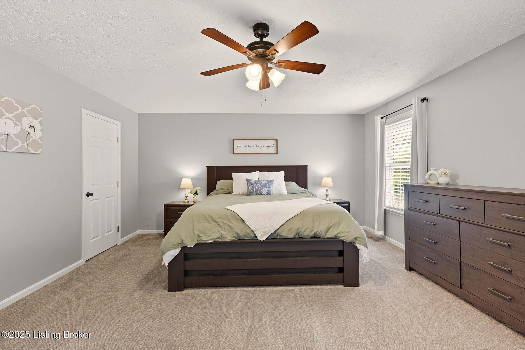 4643 Oak Pointe Dr