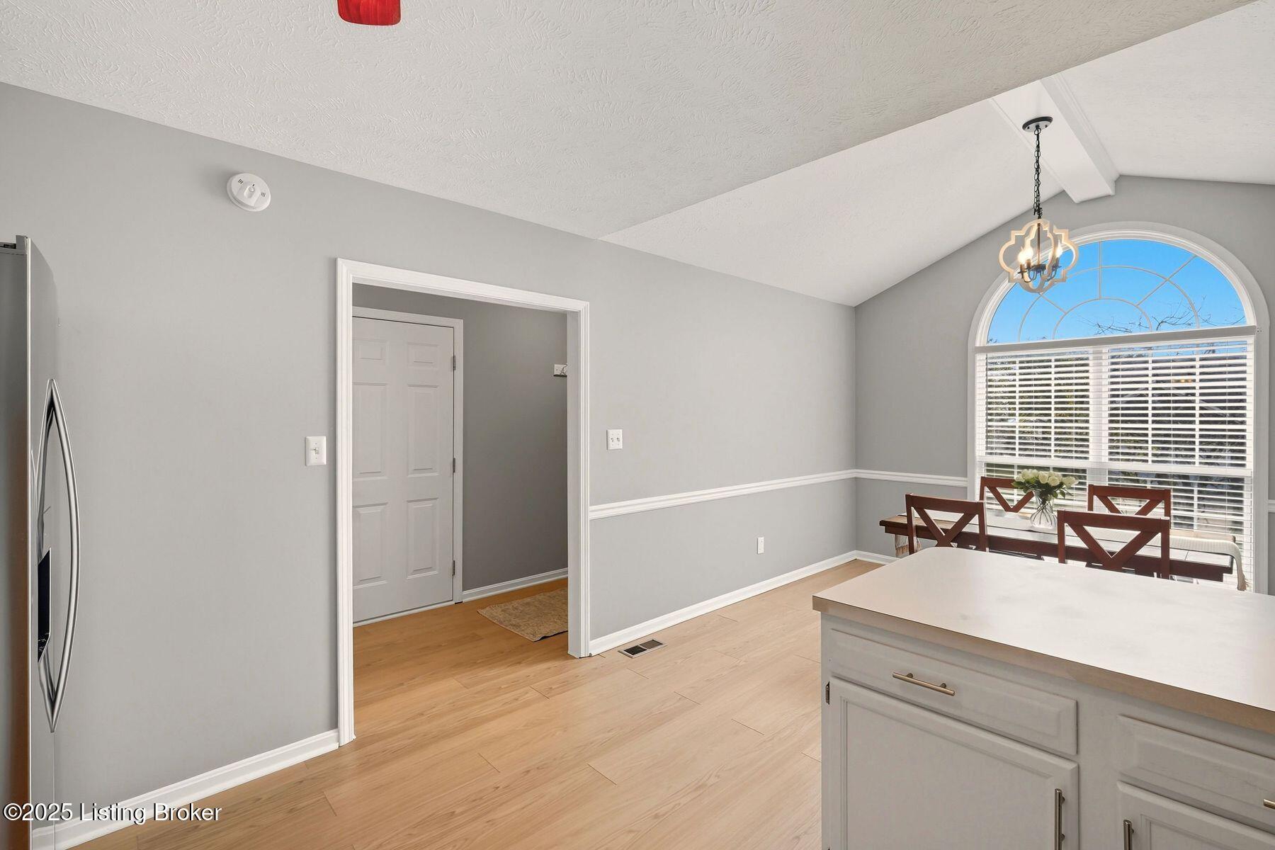 4643 Oak Pointe Dr