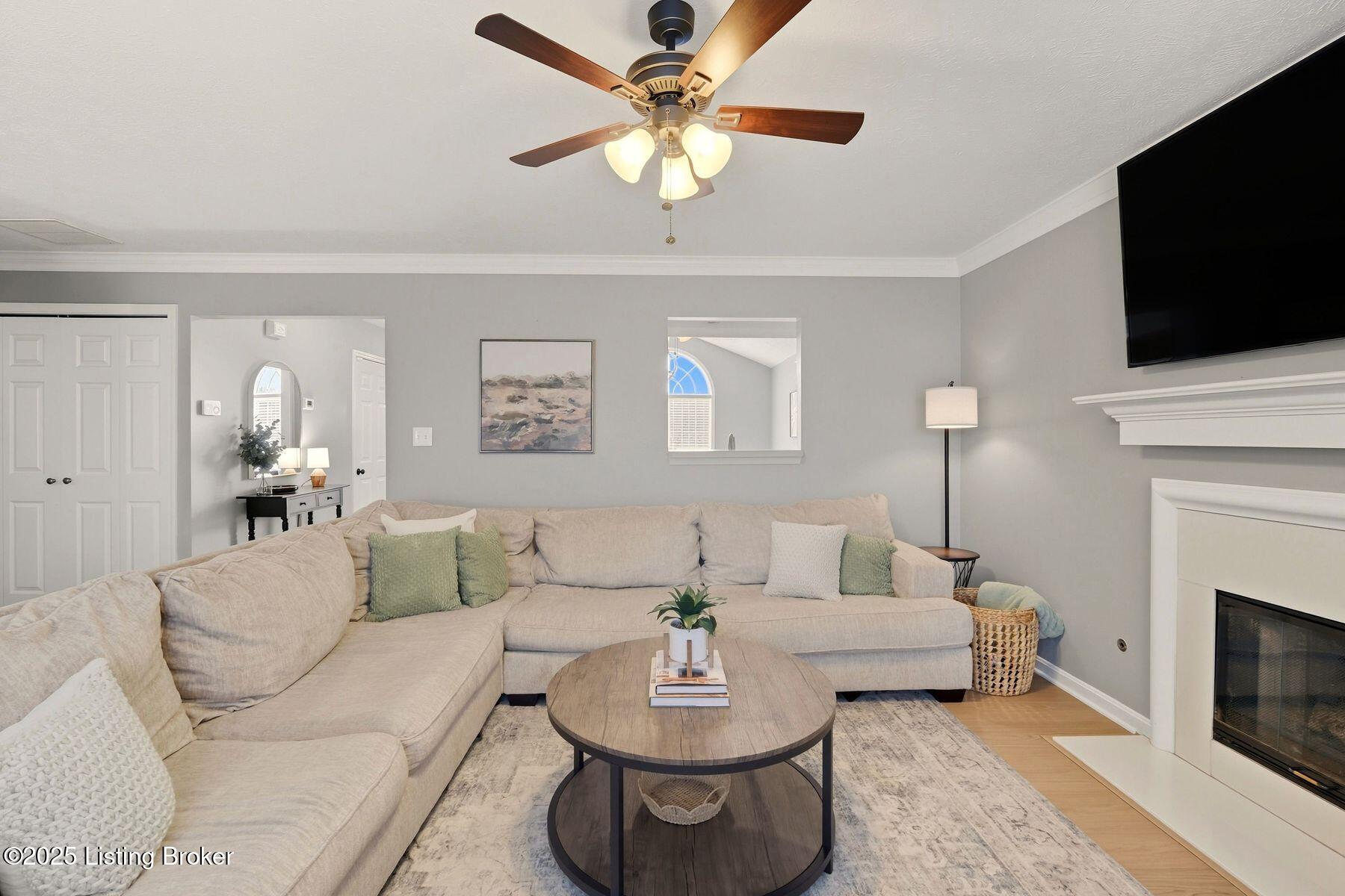4643 Oak Pointe Dr