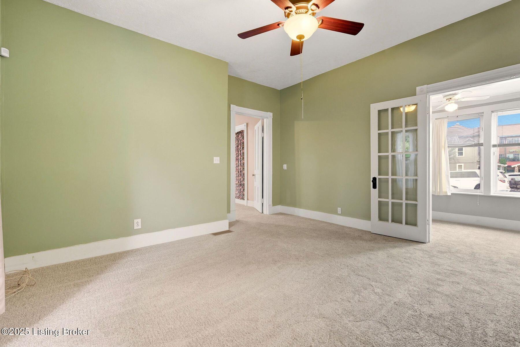 121 S Clifton Ave