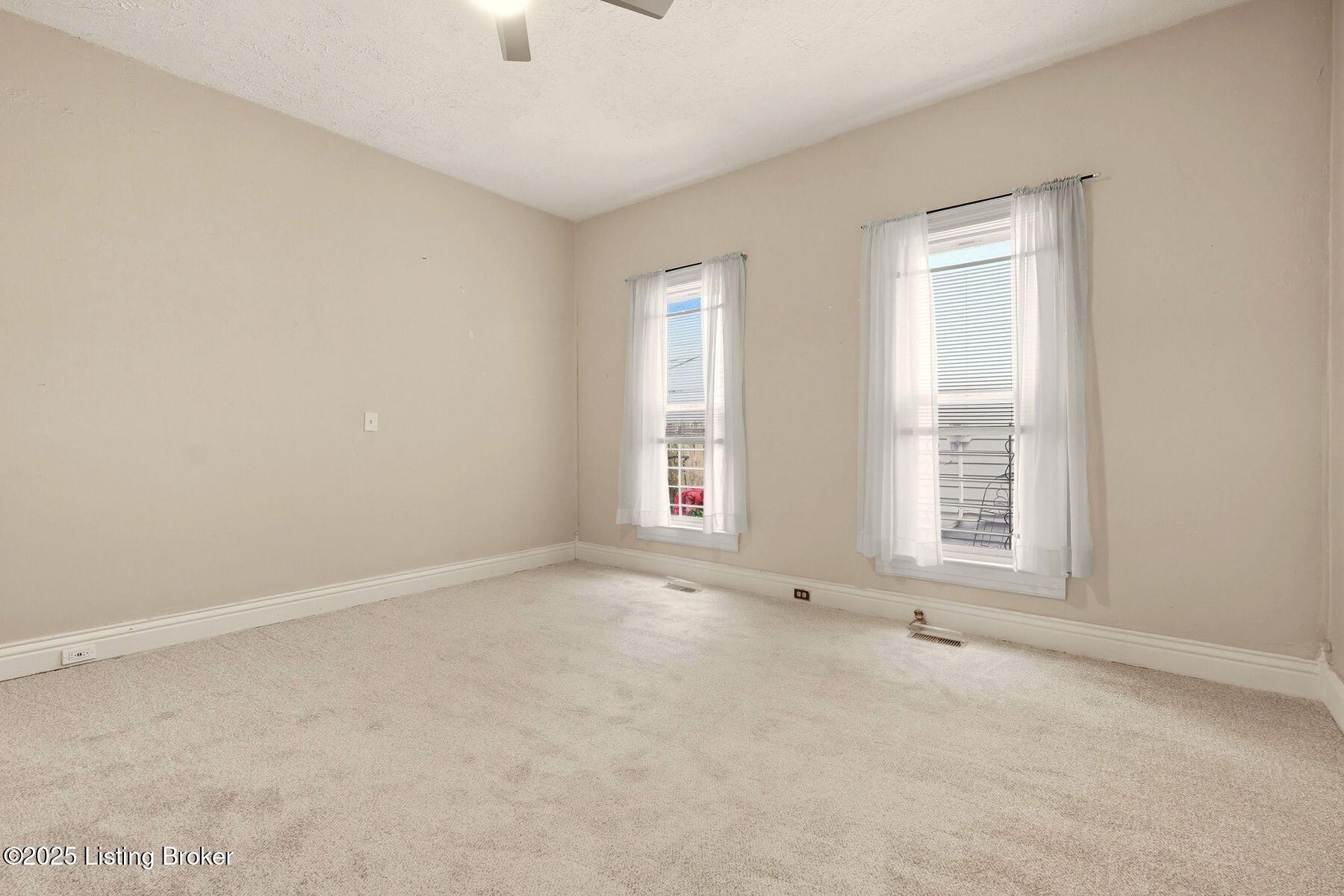 121 S Clifton Ave