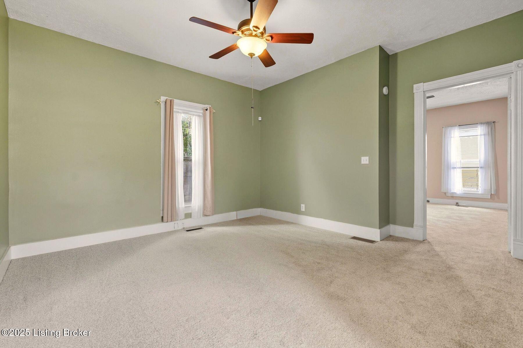 121 S Clifton Ave