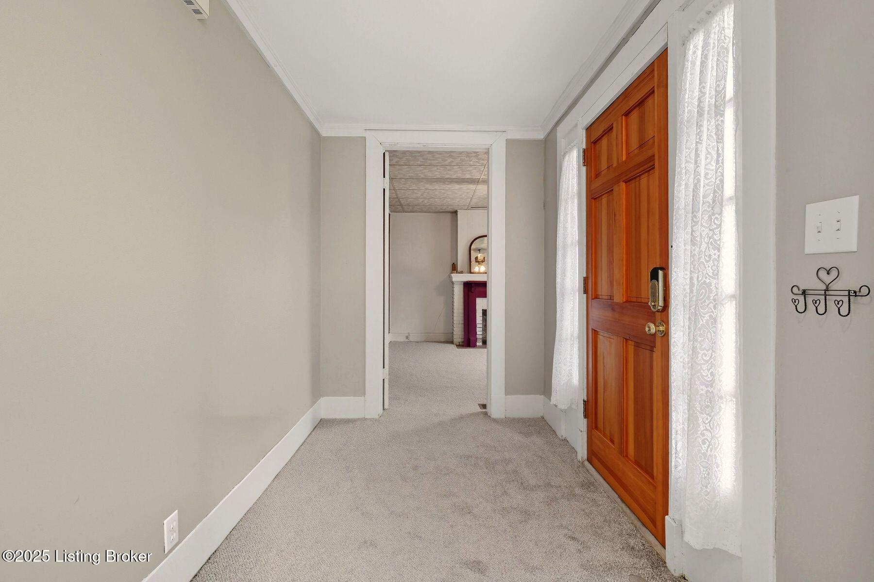 121 S Clifton Ave