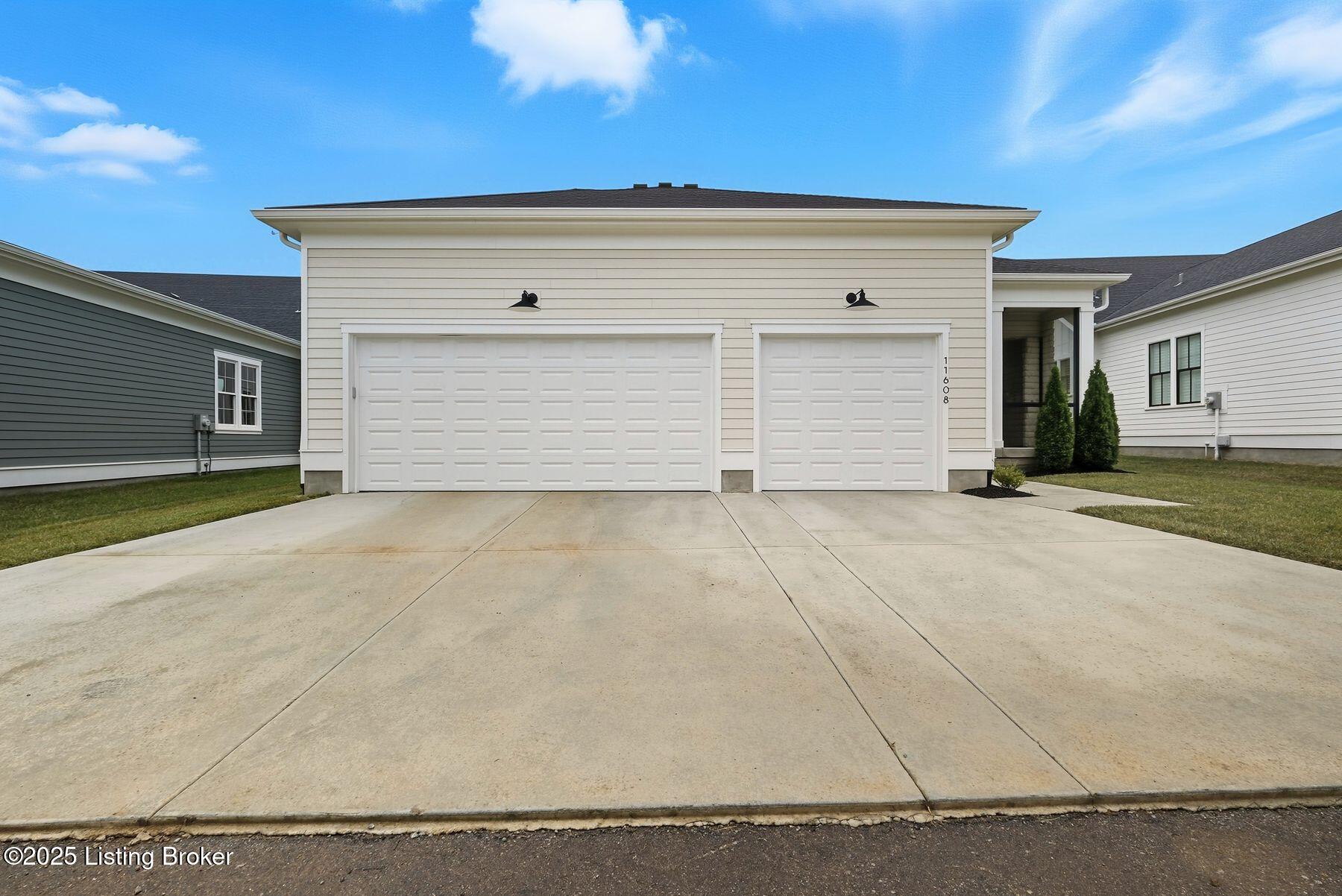 11608 Skypilot St