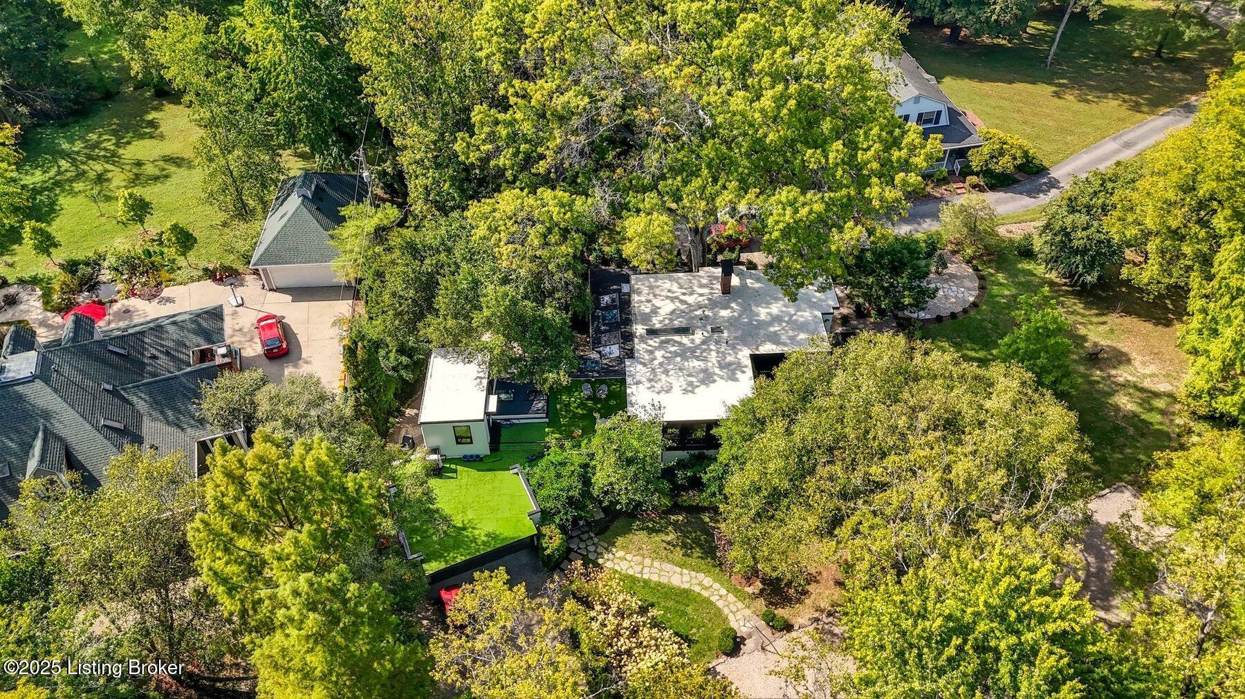 12108 Locust Ln